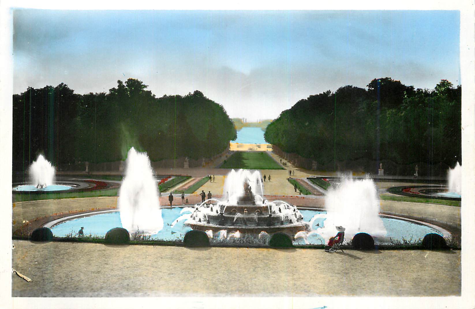 CPM Versailles Le Bassin de Latone Grandes Eaux et le Tapis Vert