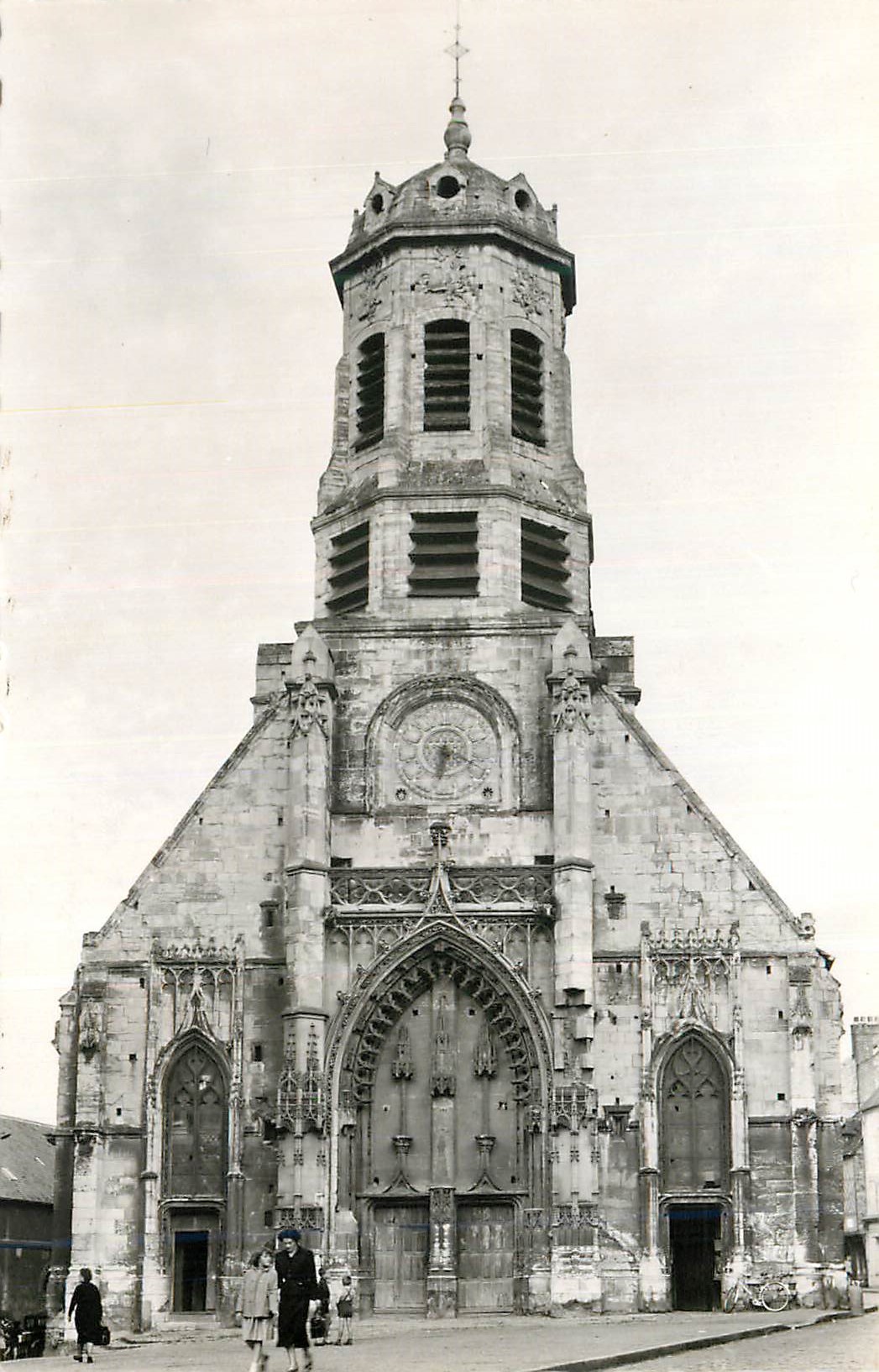 Église Saint-Pierre de Troyes — façade gothique — éditeur inconnu, n° de série non lisible