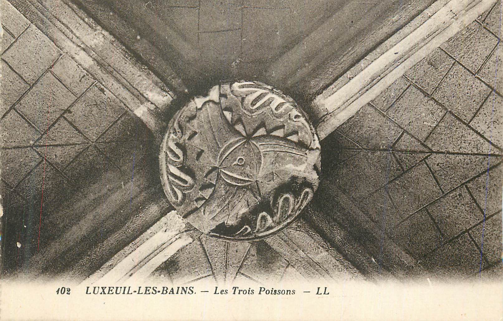 CPA Luxeuil les Bains Les Trois Poissons