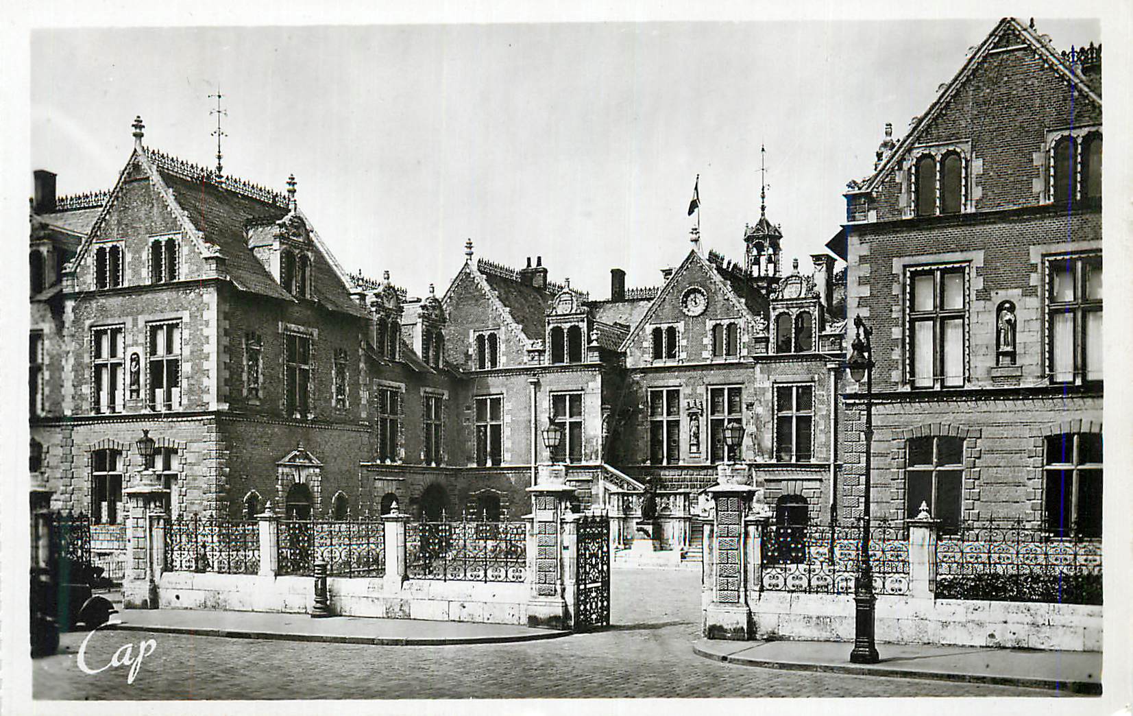 CPM Orleans Hotel de Ville Monument Historique