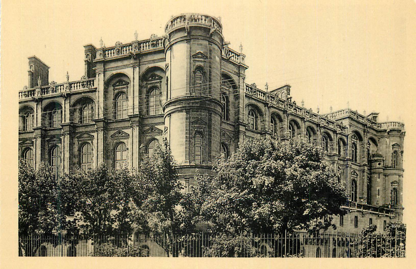 Château de Vincennes — vue générale — éditeur non visible