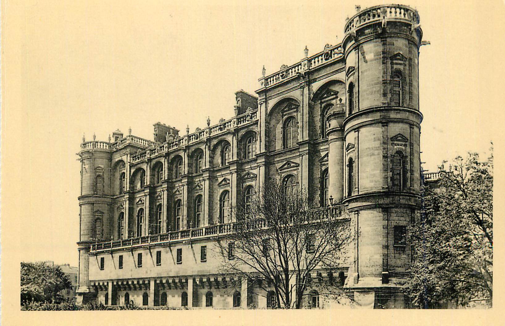 Château de Vincennes — vue générale — éditeur non visible