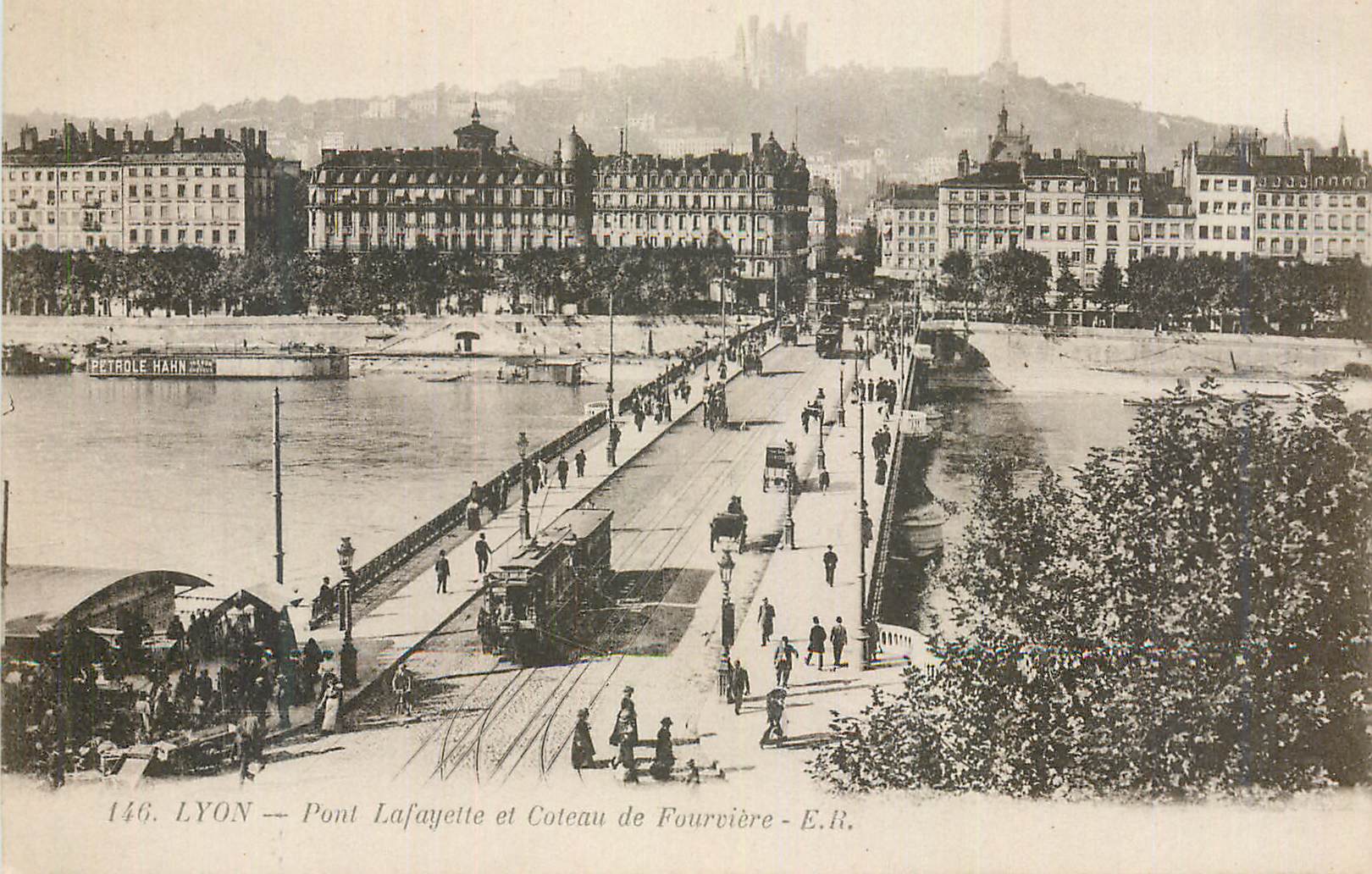 CPA Lyon Pont Lafayette et Coteau de Fourviere Tramway