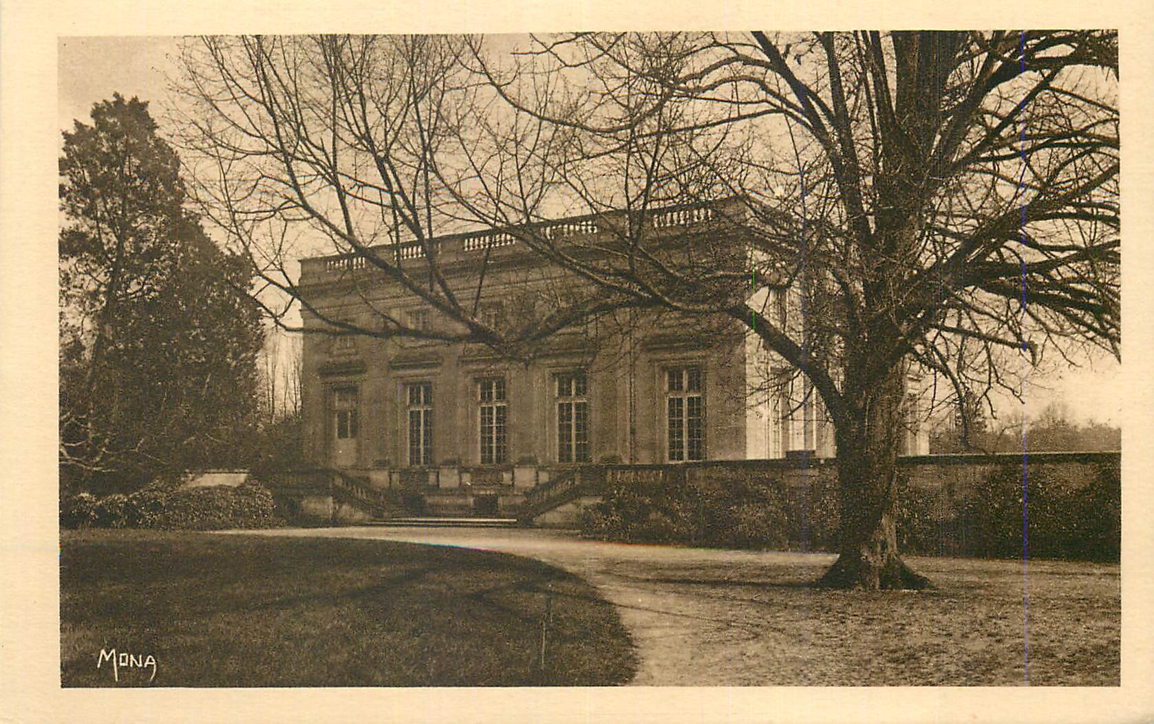 CPA Les Petits Tableaux de Versailles Le Palais du Petit Trianon