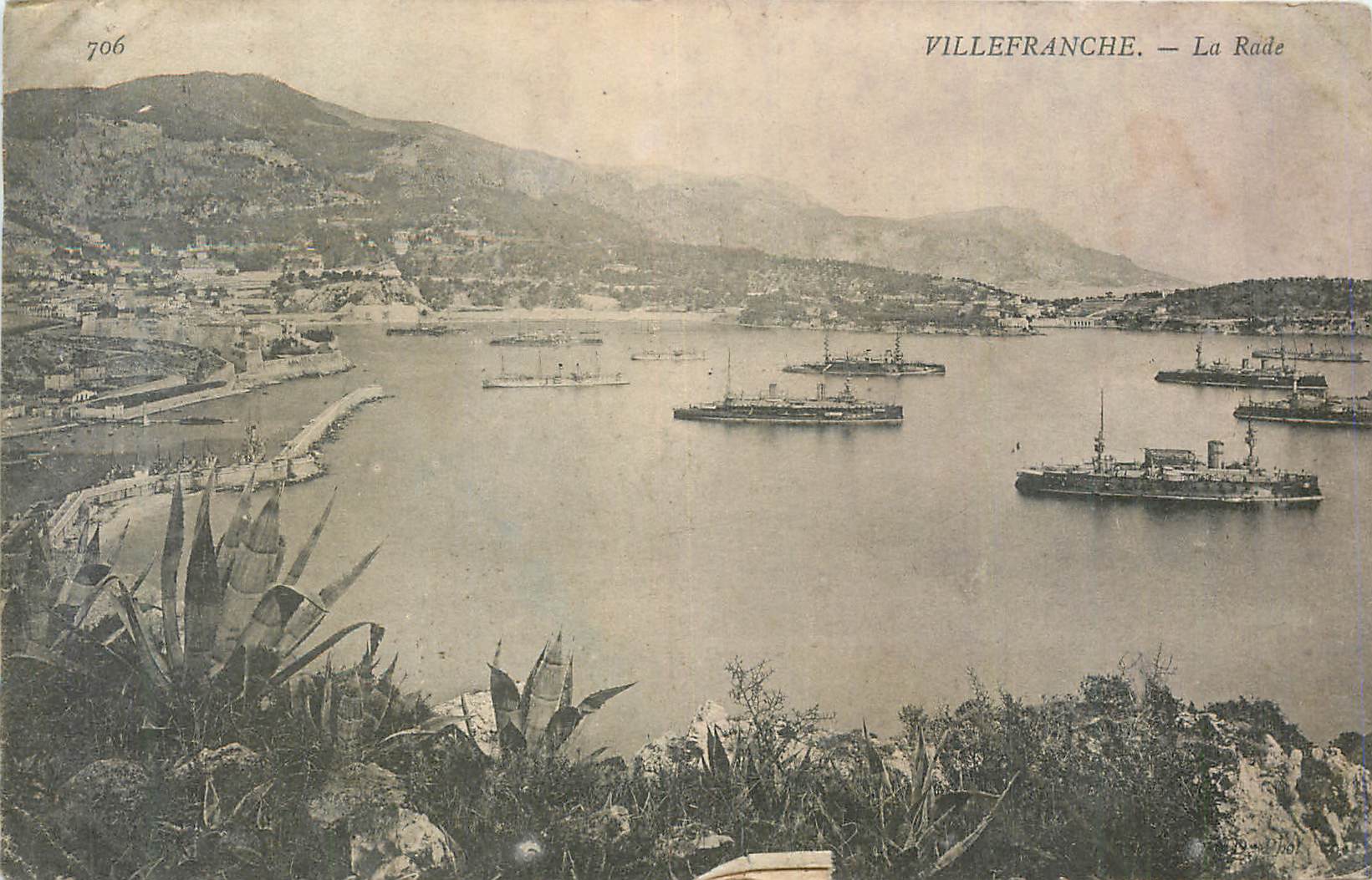 CPA Villefranche La Rade Bateaux