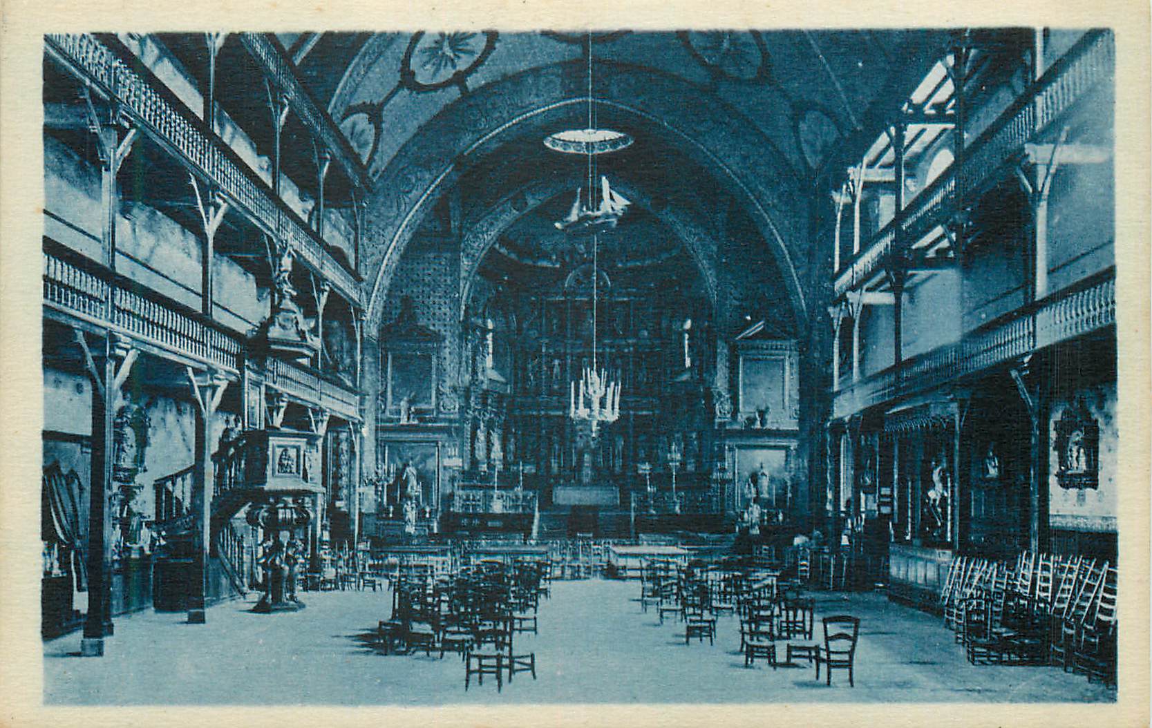 CPA Saint Jean de Luz (Cote Basque) Interieur de l'Eglise