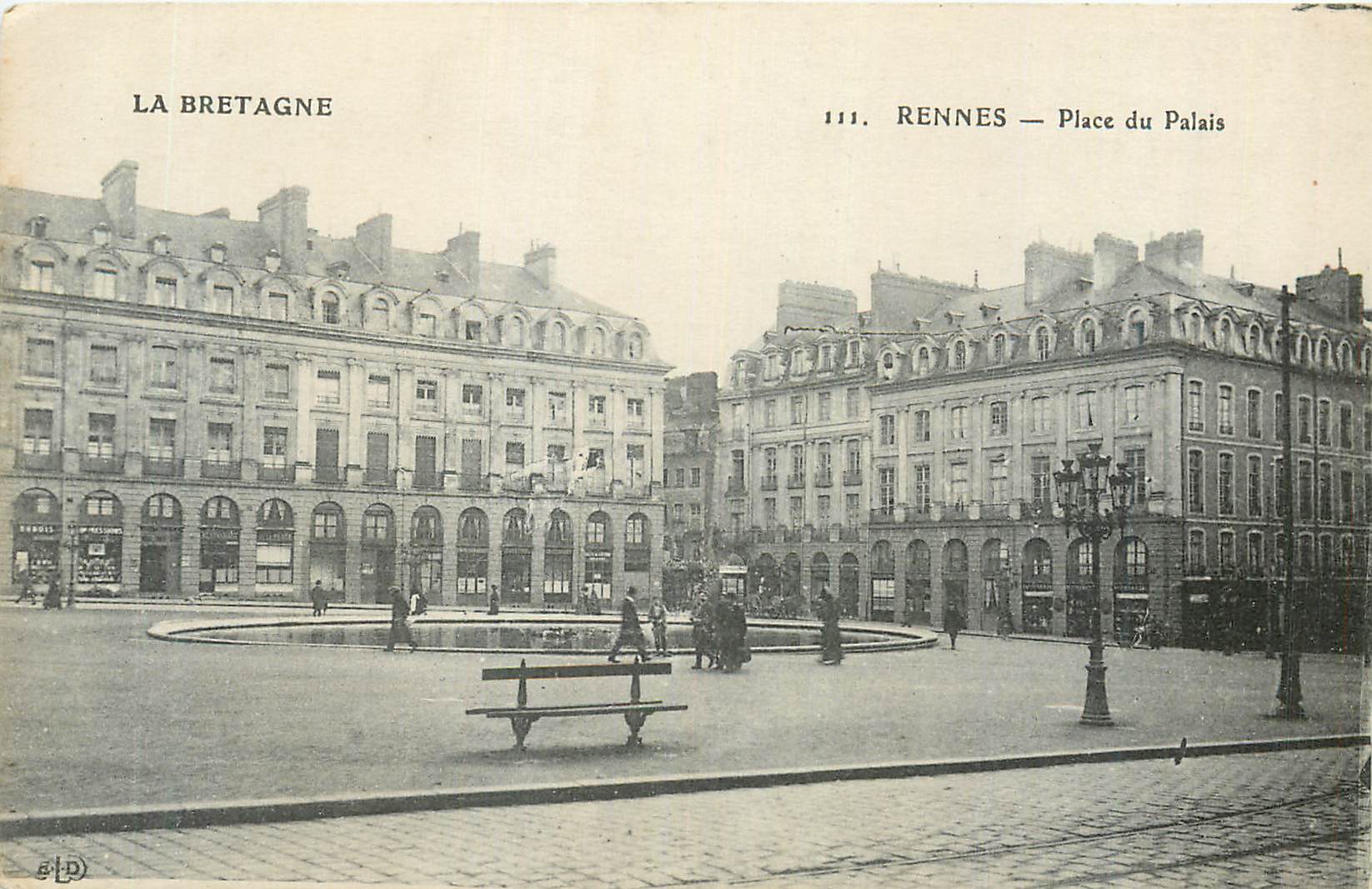 CPA Rennes La Bretagne Place du Palais