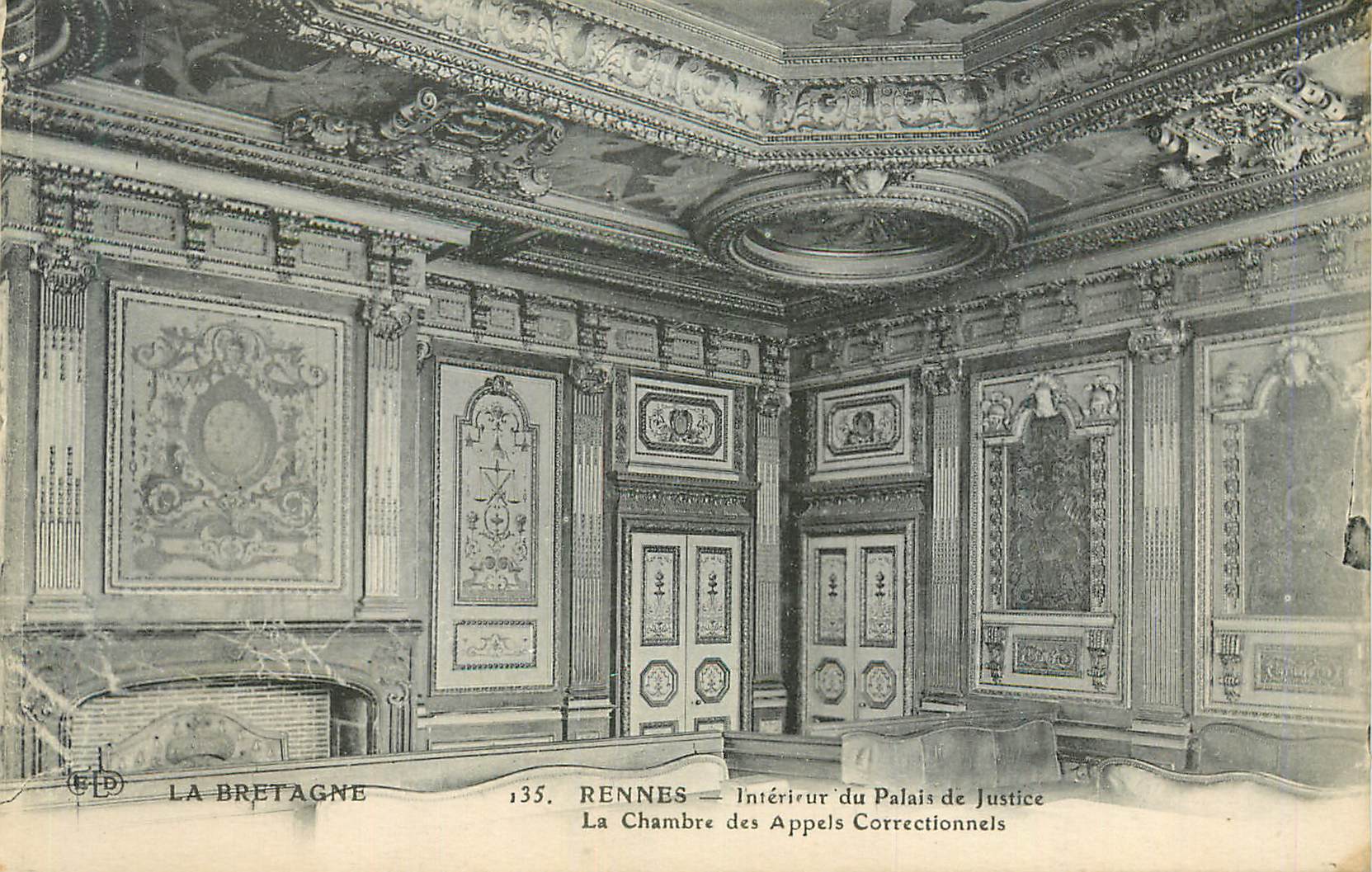 CPA Rennes Interieur du Palais de Justice La Chambre des Appels Correctionnels