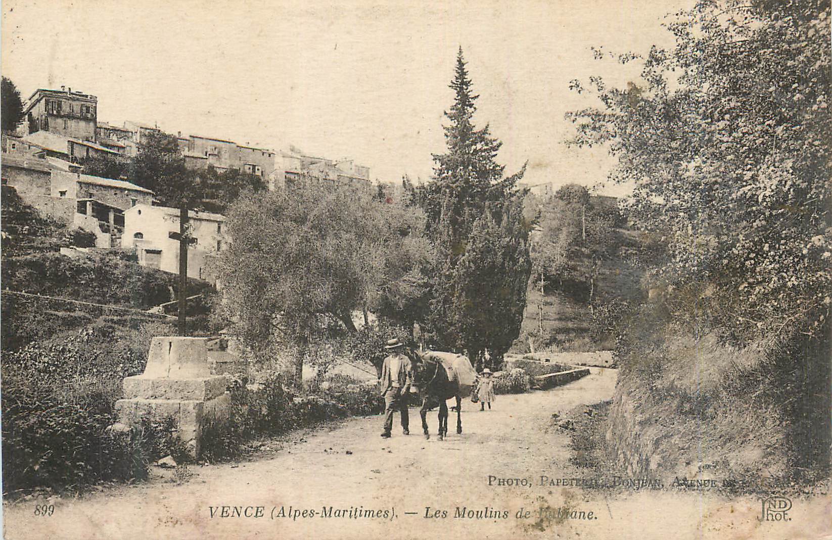 CPA Vence (Alpes Maritimes) Les Moulins