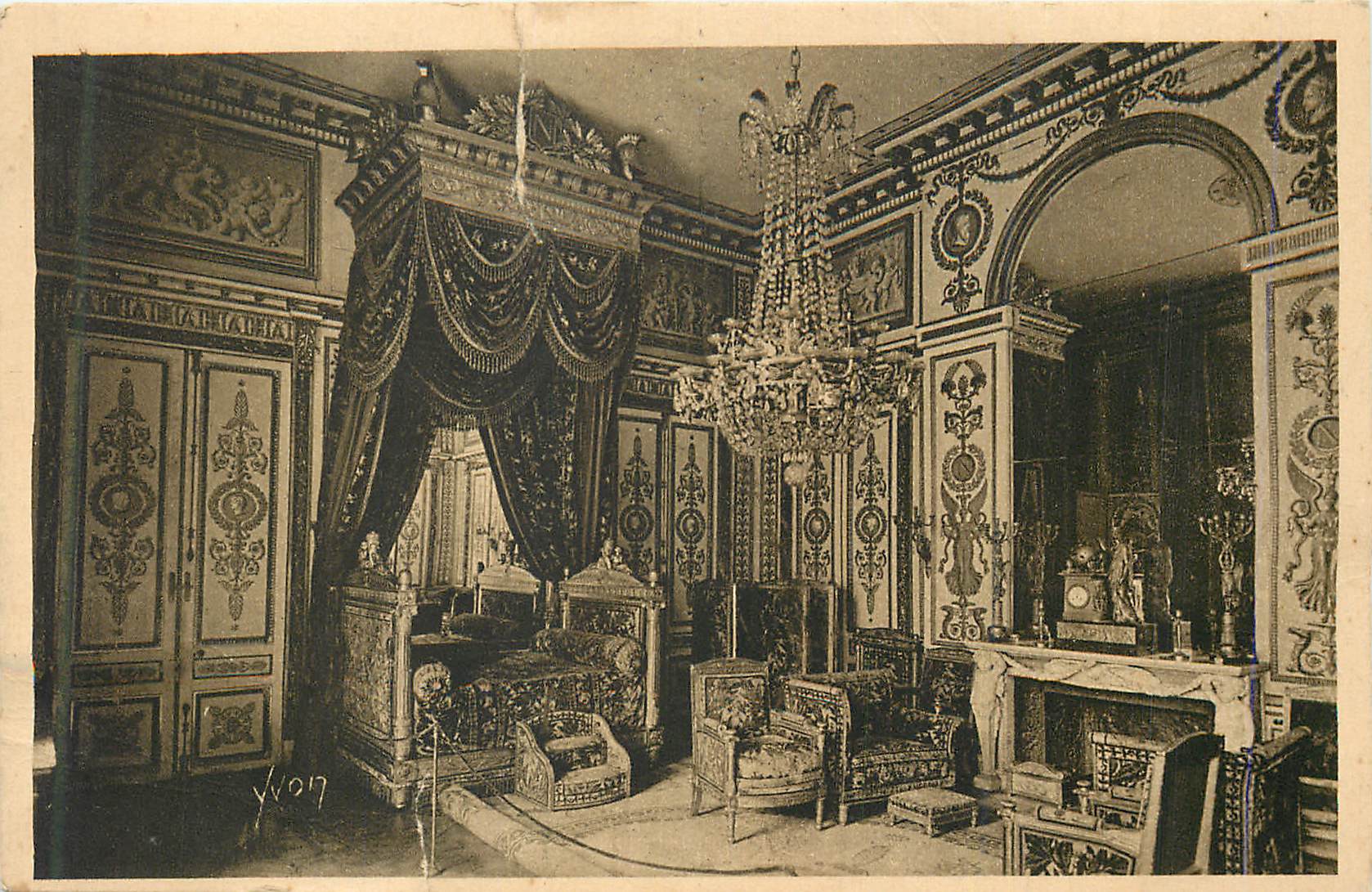 Antike Ansichtskarte Palais de Fontainebleau La Douce France Chambre de Napoleon Ier