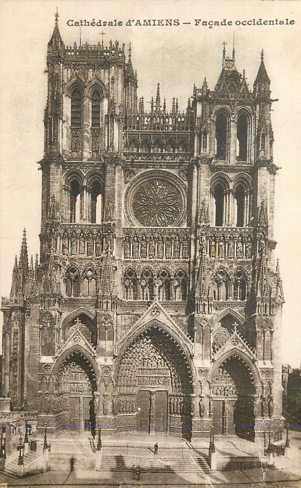 Cathédrale d'AMIENS — Façade occidentale — Éditeur non identifié