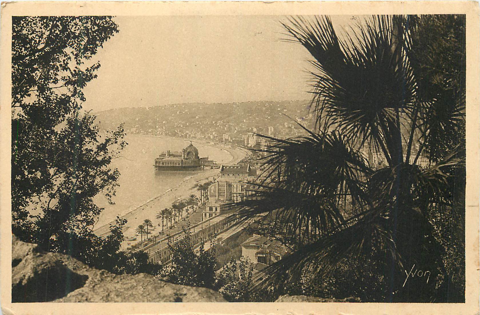 CPA Nice Cote d'Azur La Douce France Vue Panoramique prise de la Cascade du Chateau