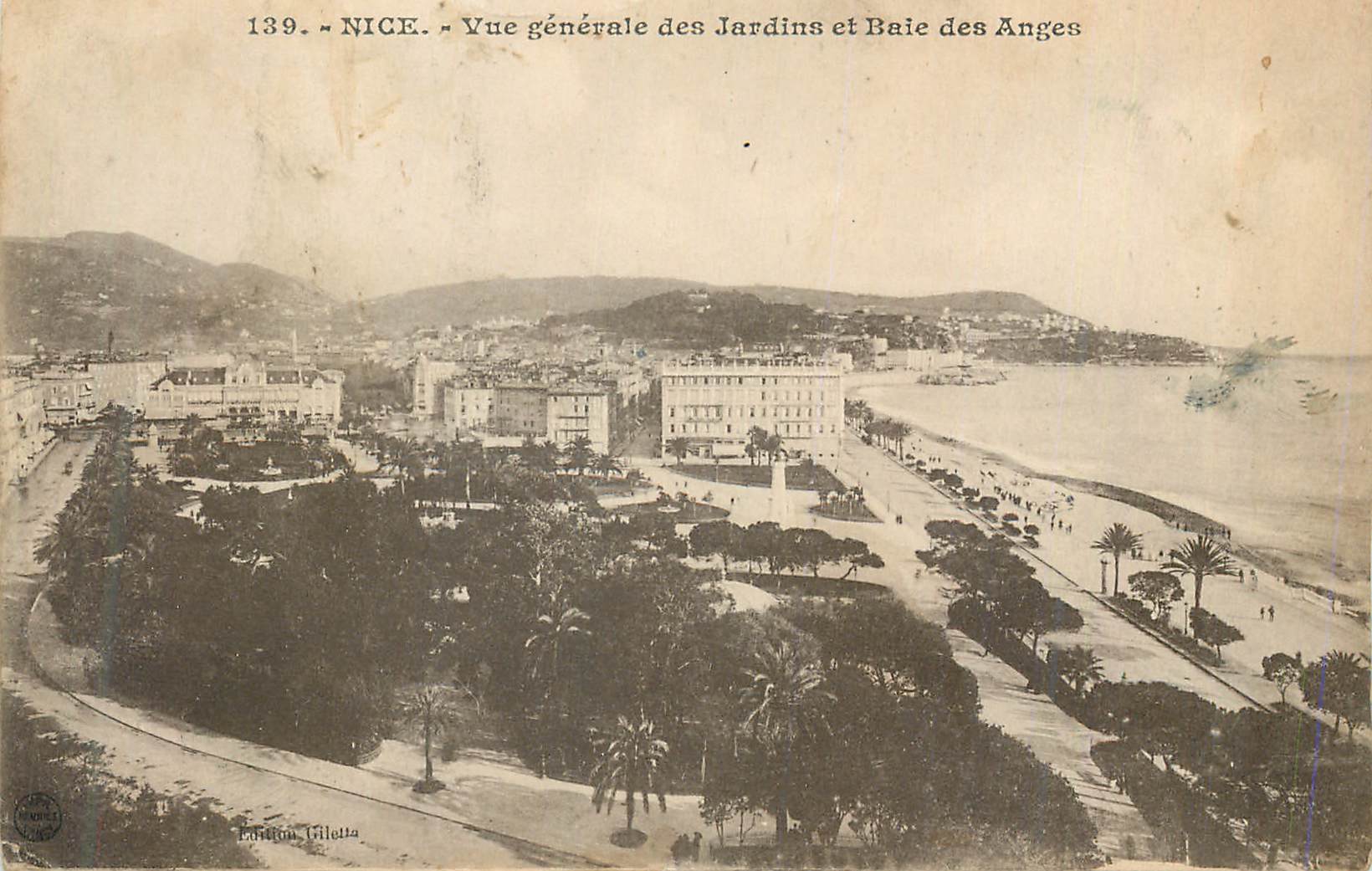 CPA Nice Vue Generale des Jardins et Baie des Anges