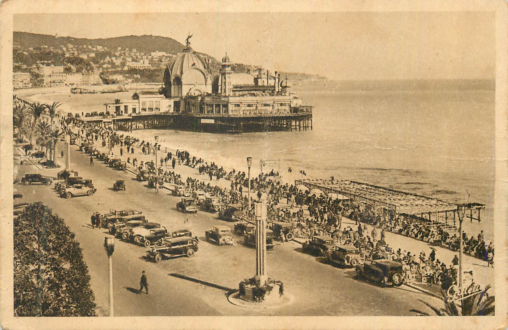 CPA Nice Cote d'Azur Vue sur la Promenade
