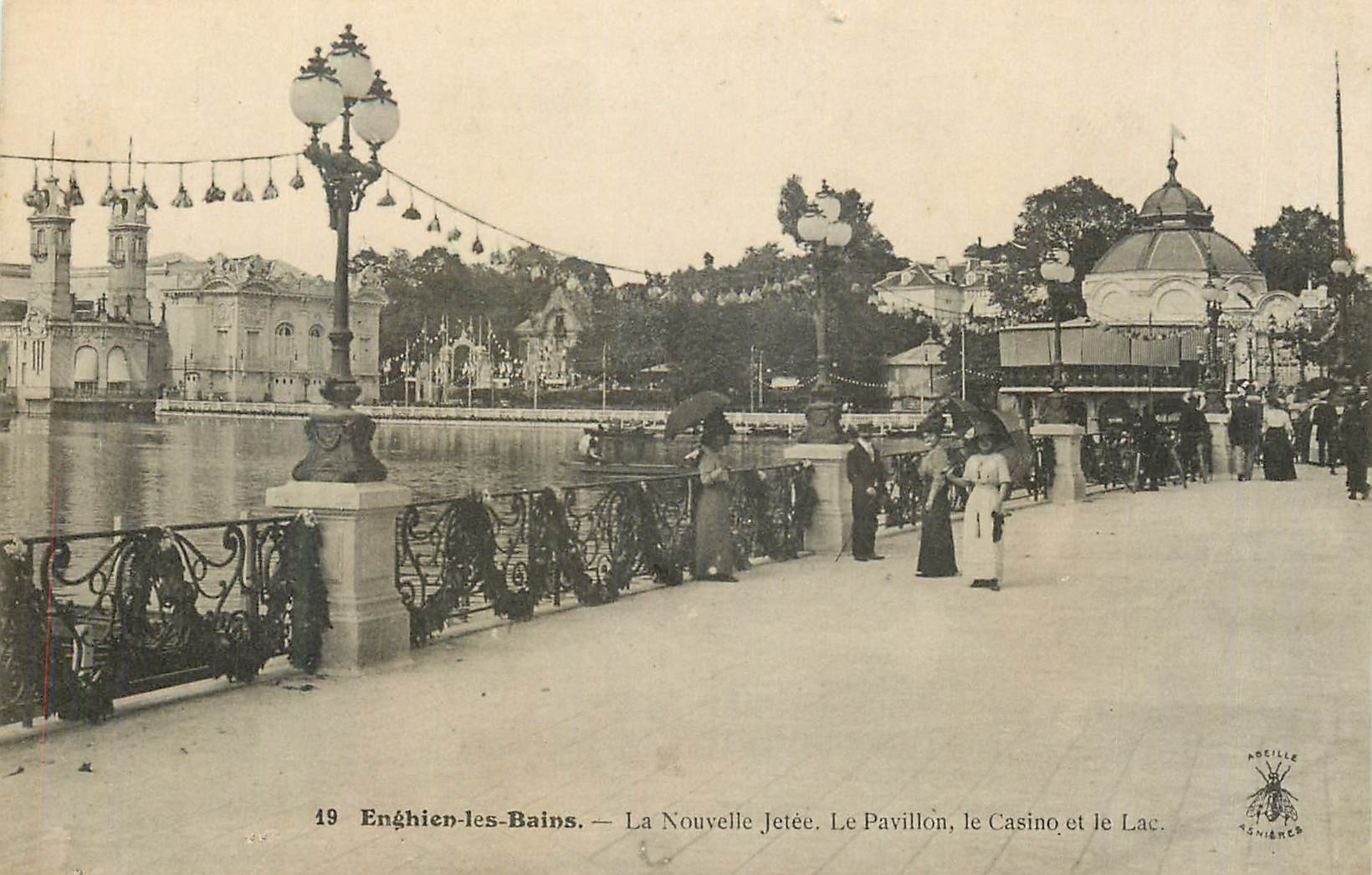 CPA Enghien les Bains La Nouvelle Jetee Le Pavillon le Casino et le Lac