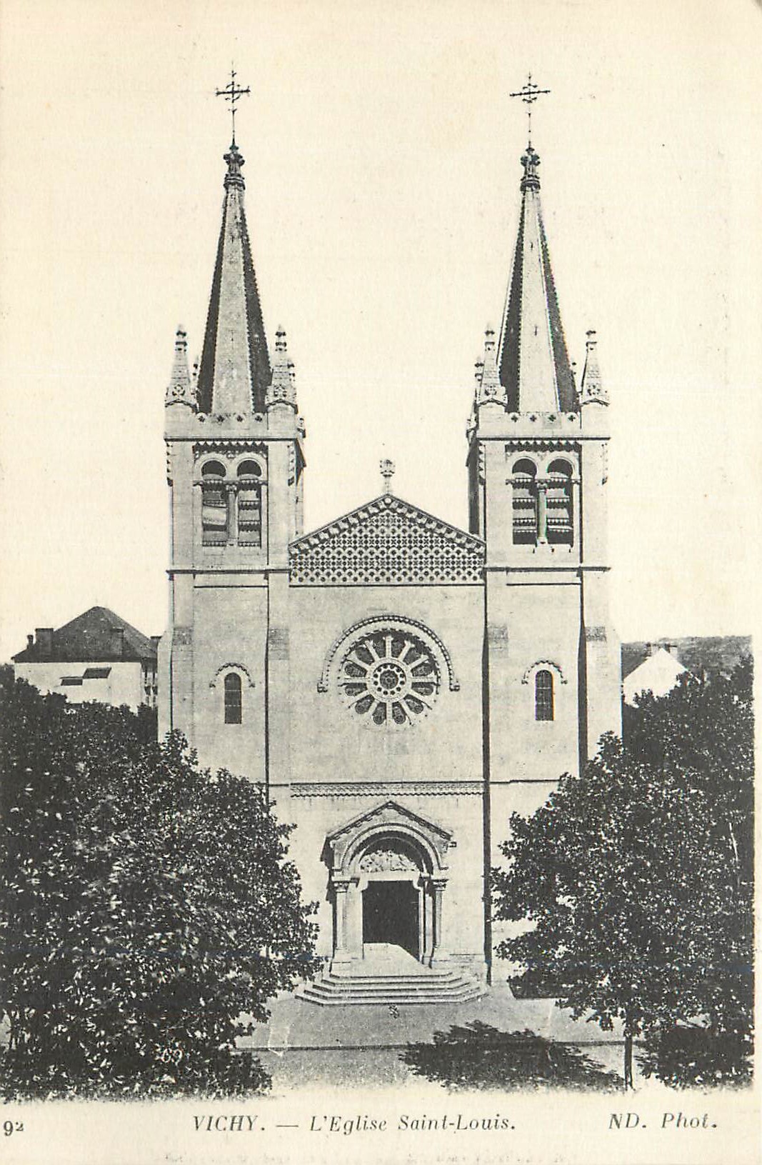CPA Vichy L'Eglise Saint Louis