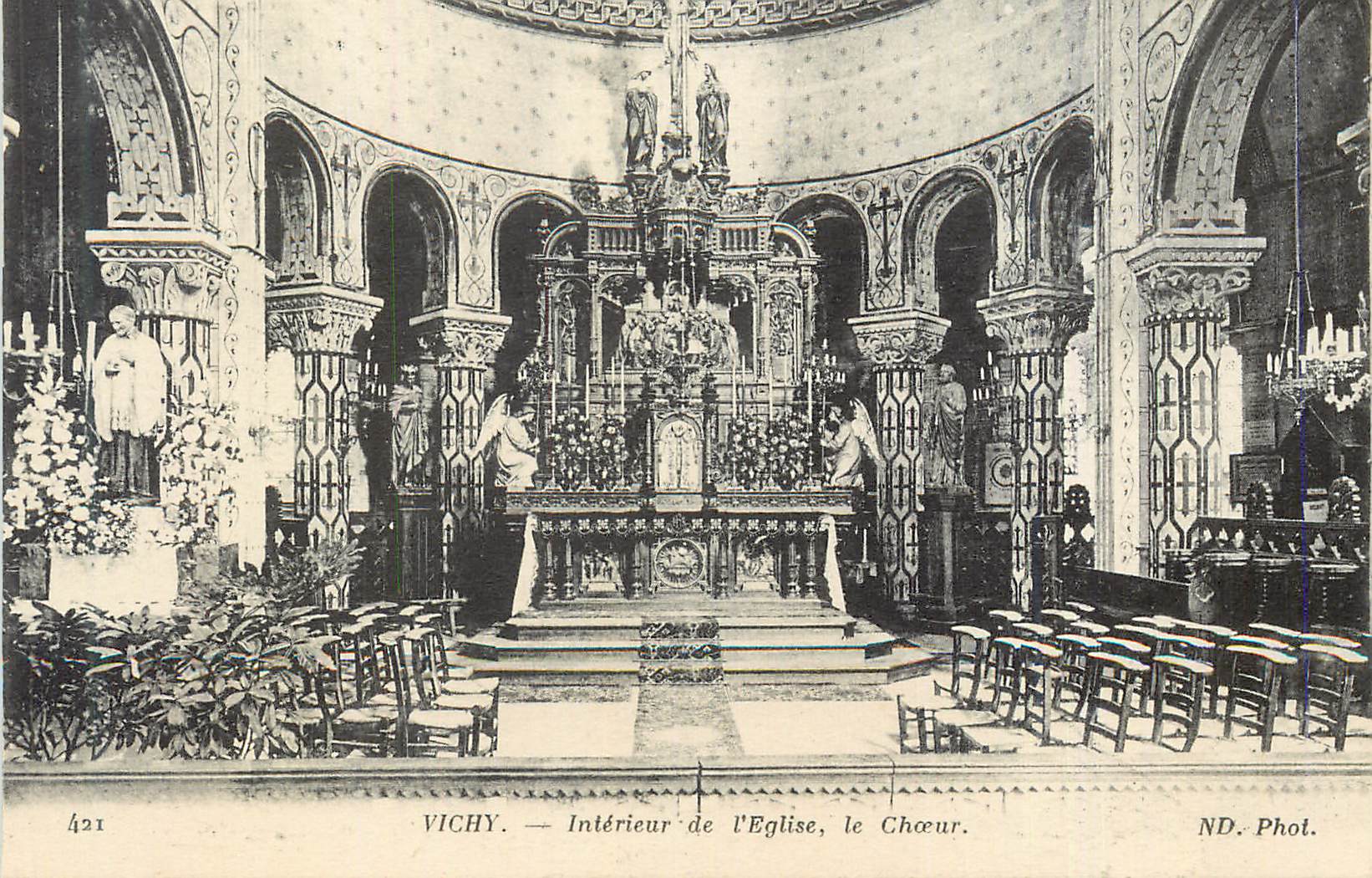 CPA Vichy Interieur de l'Eglise Le Choeur