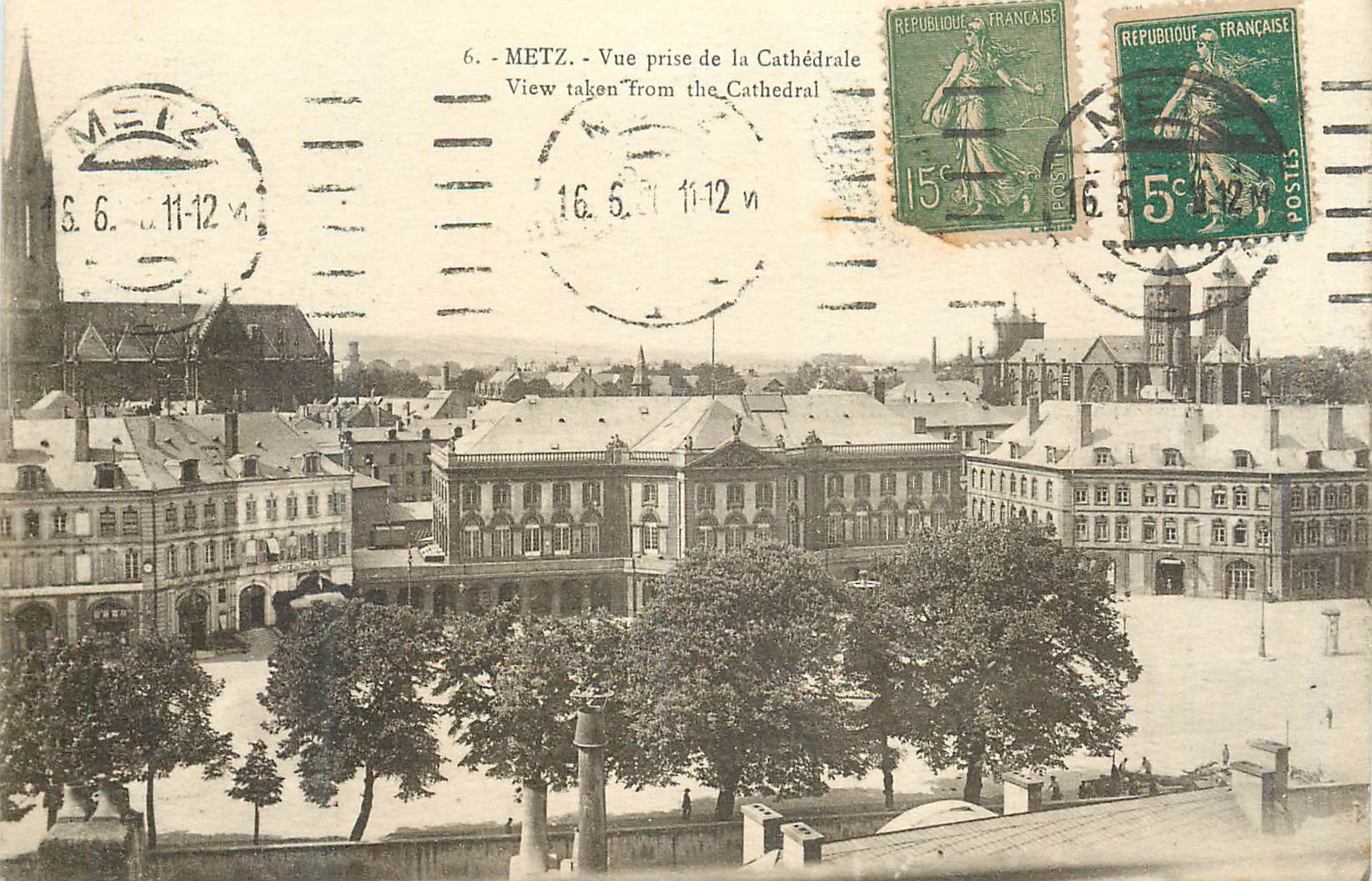 CPA Metz Vue prise de la Cathedrale