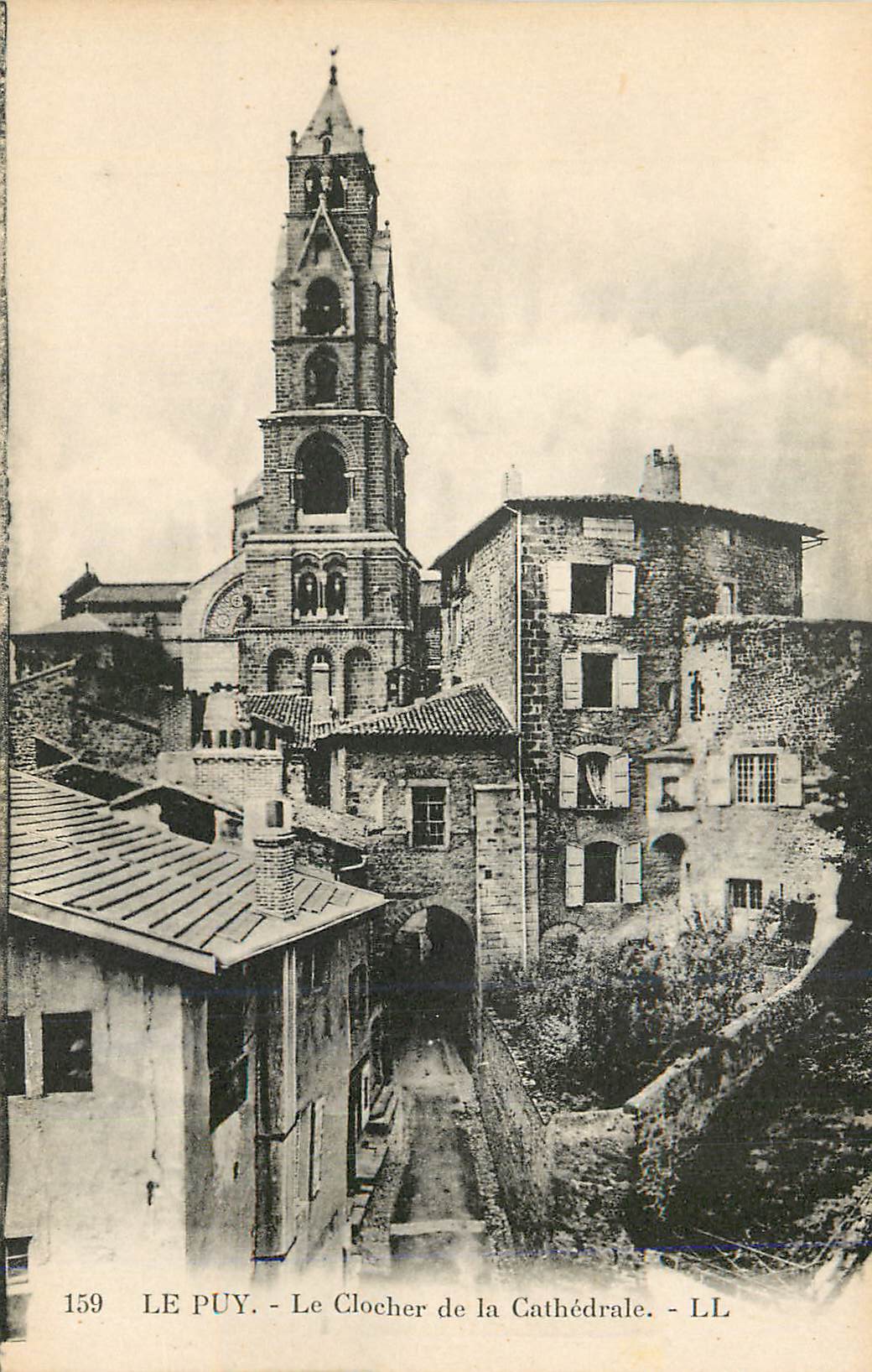 Le Puy - Le Clocher de la Cathédrale — LL, n° 159