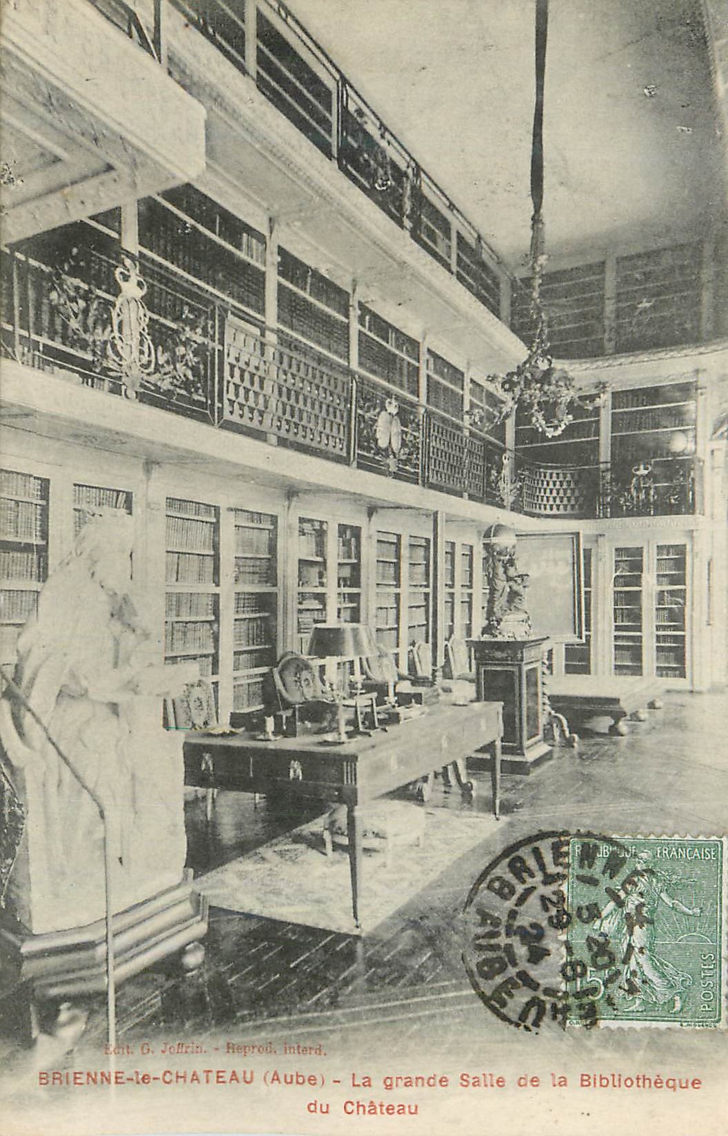 CPA Brienne le Chateau (Aube) La Grande Salle de la Bibliotheque du Chateau