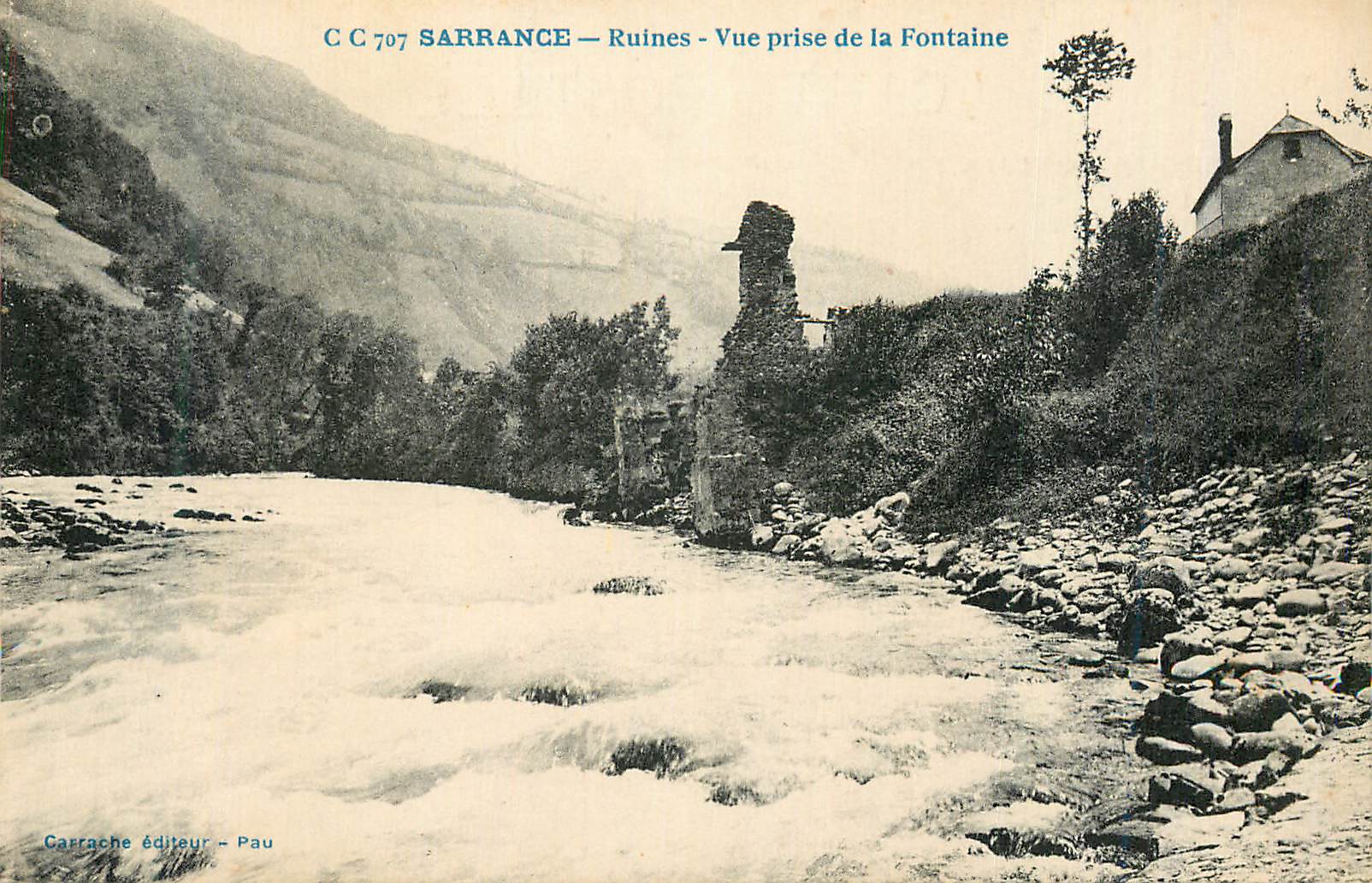 CPA Sarrance Ruines Vue prise de la Fontaine