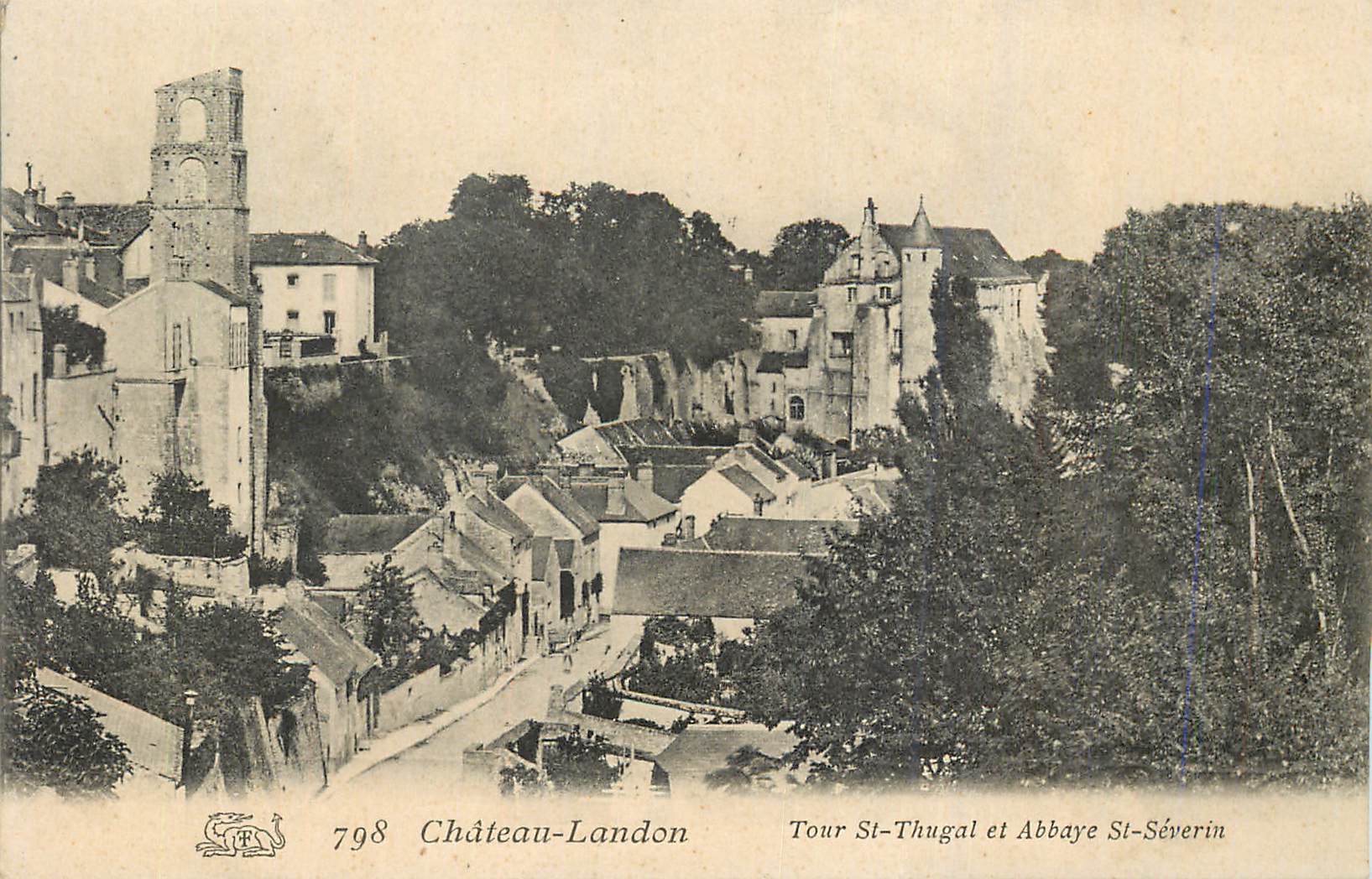 CPA Chateau Landon Tour Thugal et Abbaye St Severin