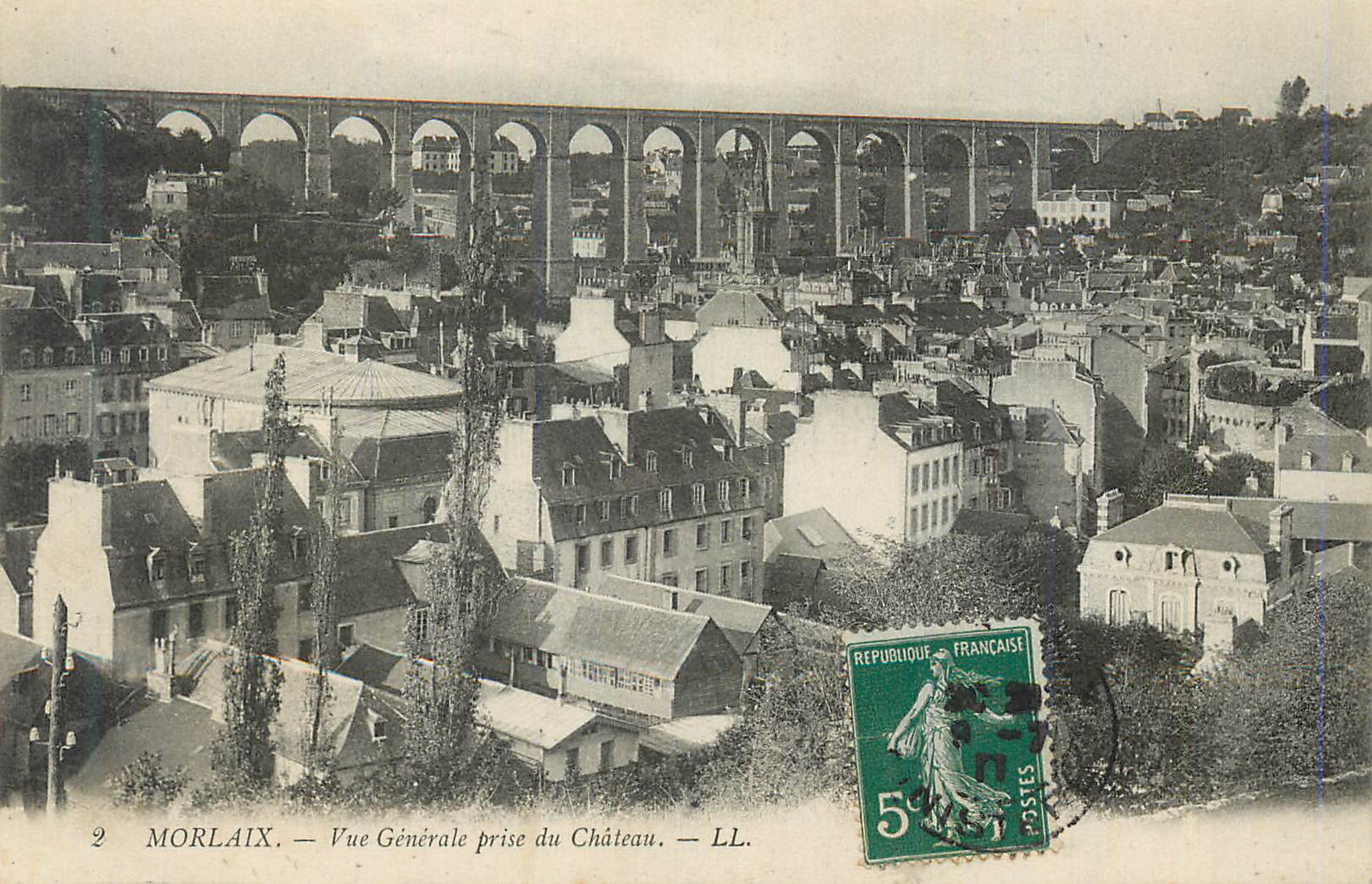 CPA Morlaix Vue Generale prise du Chateau