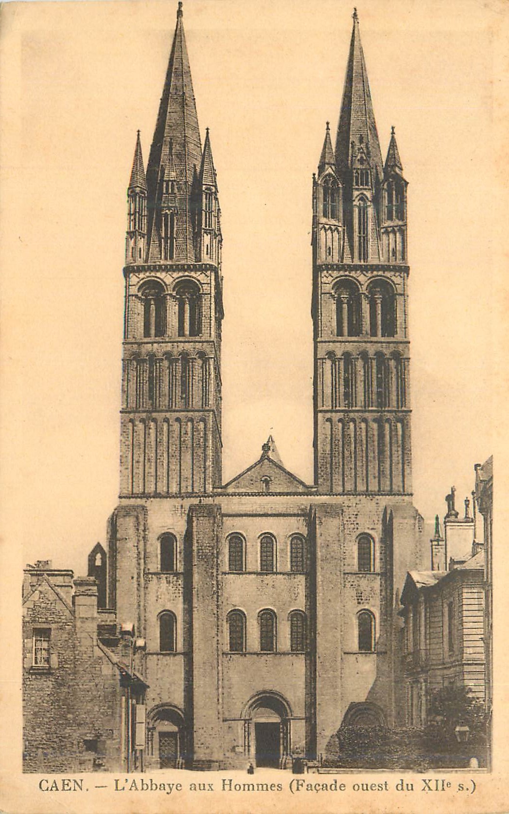 CAEN — L'Abbaye aux Hommes (Façade ouest du XIIe s.)