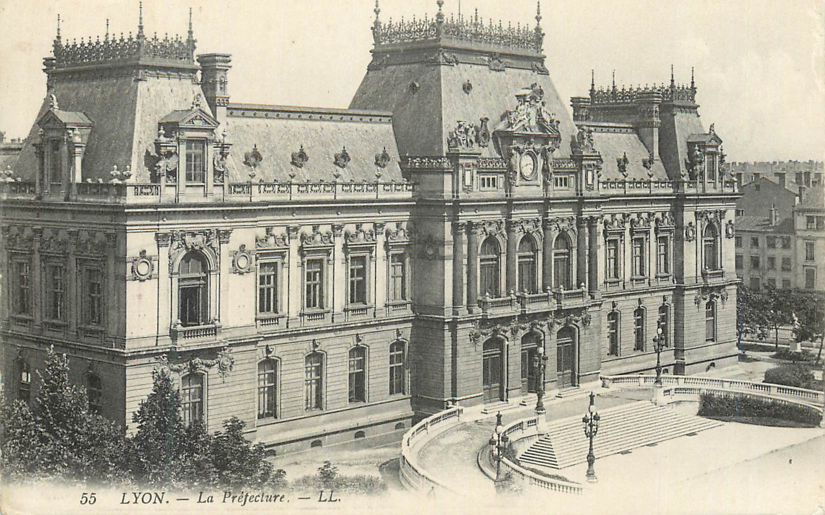 CPA Lyon La Prefecture
