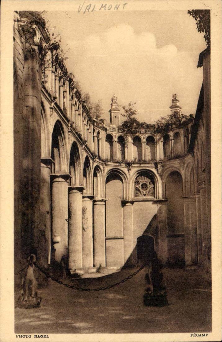 Valmont CPA Ancienne abbaye Ruines du choeur 1517 1552