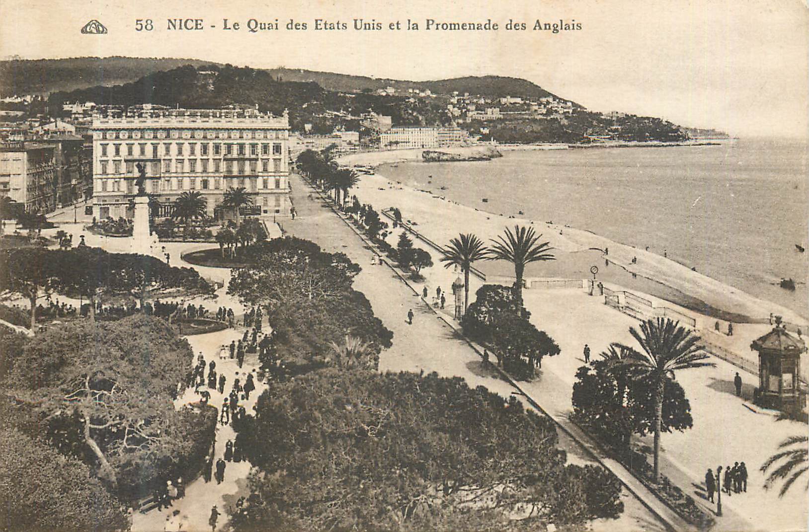 CPA Nice Le Quai des Etats Unis et la Promenade des Anglais