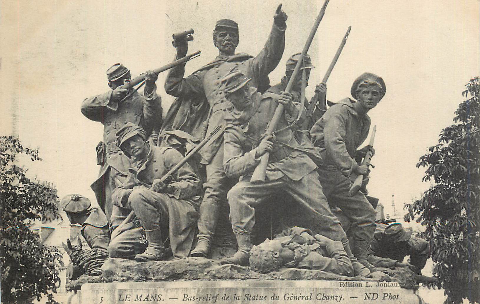 Le Mans — Bas-relief de la Statue du Général Chanzy — Edition L. Joniaux