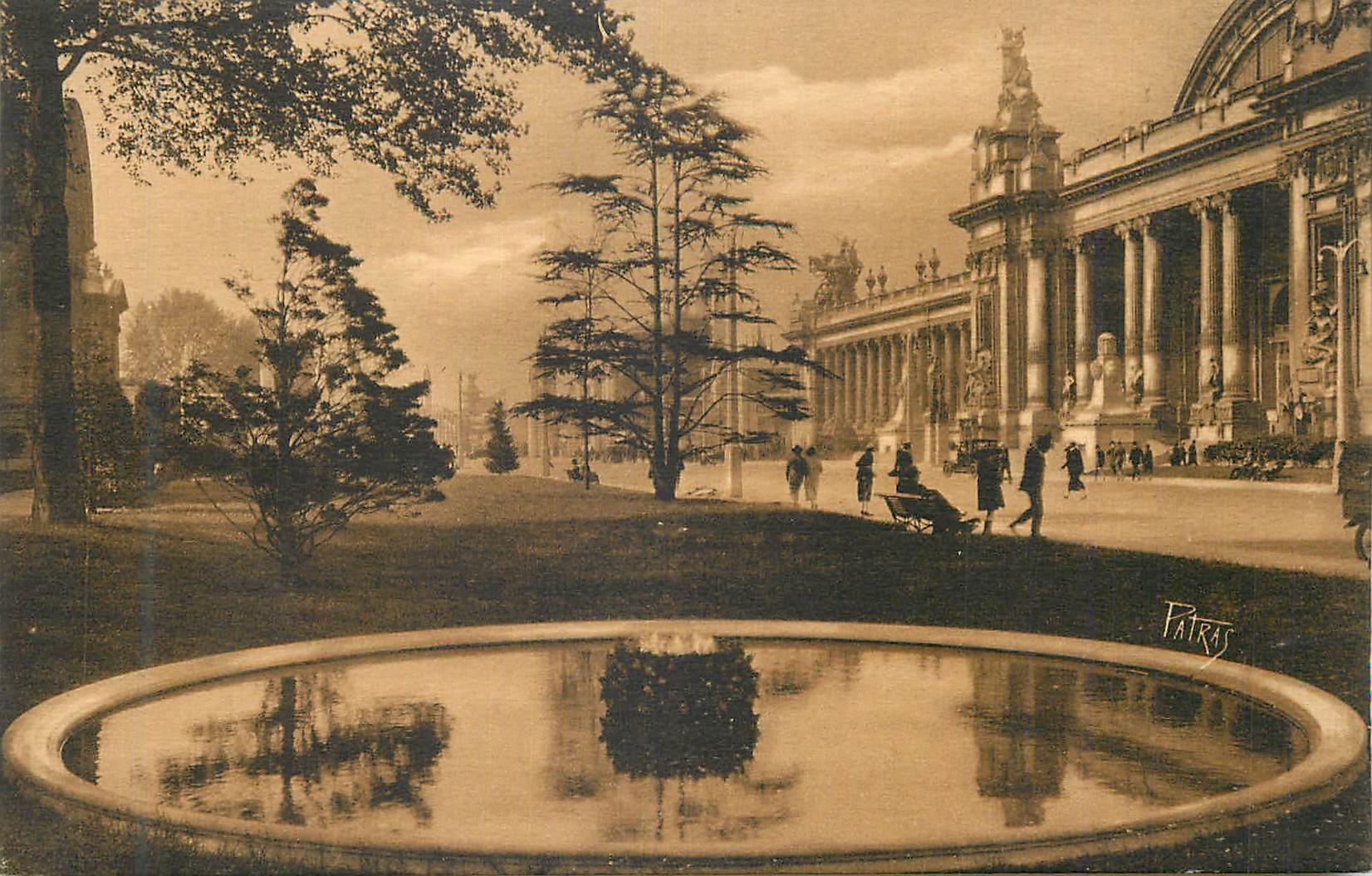 Jardin des Tuileries — Vue du bassin et du Palais du Louvre — Patras