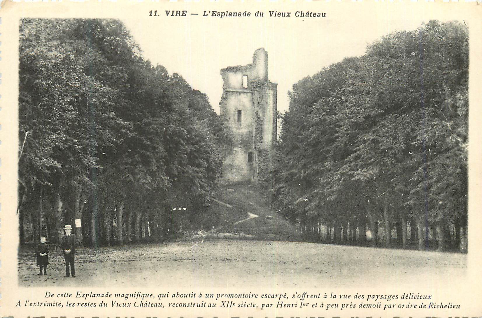 CPA Vire L Esplanade du Vieux Chateau