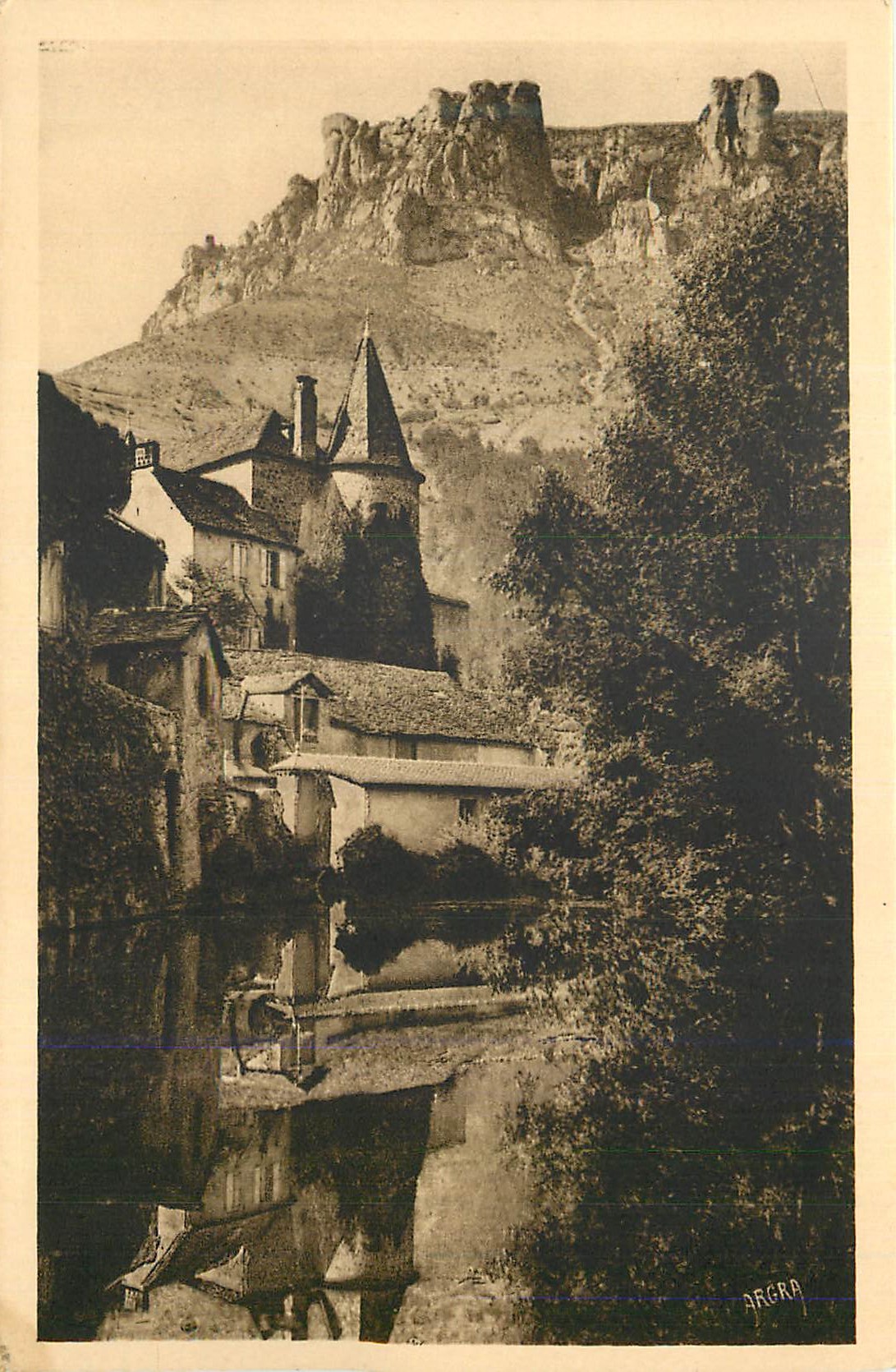 CPA Gorges du Tarn Florac L Ancien Chateau
