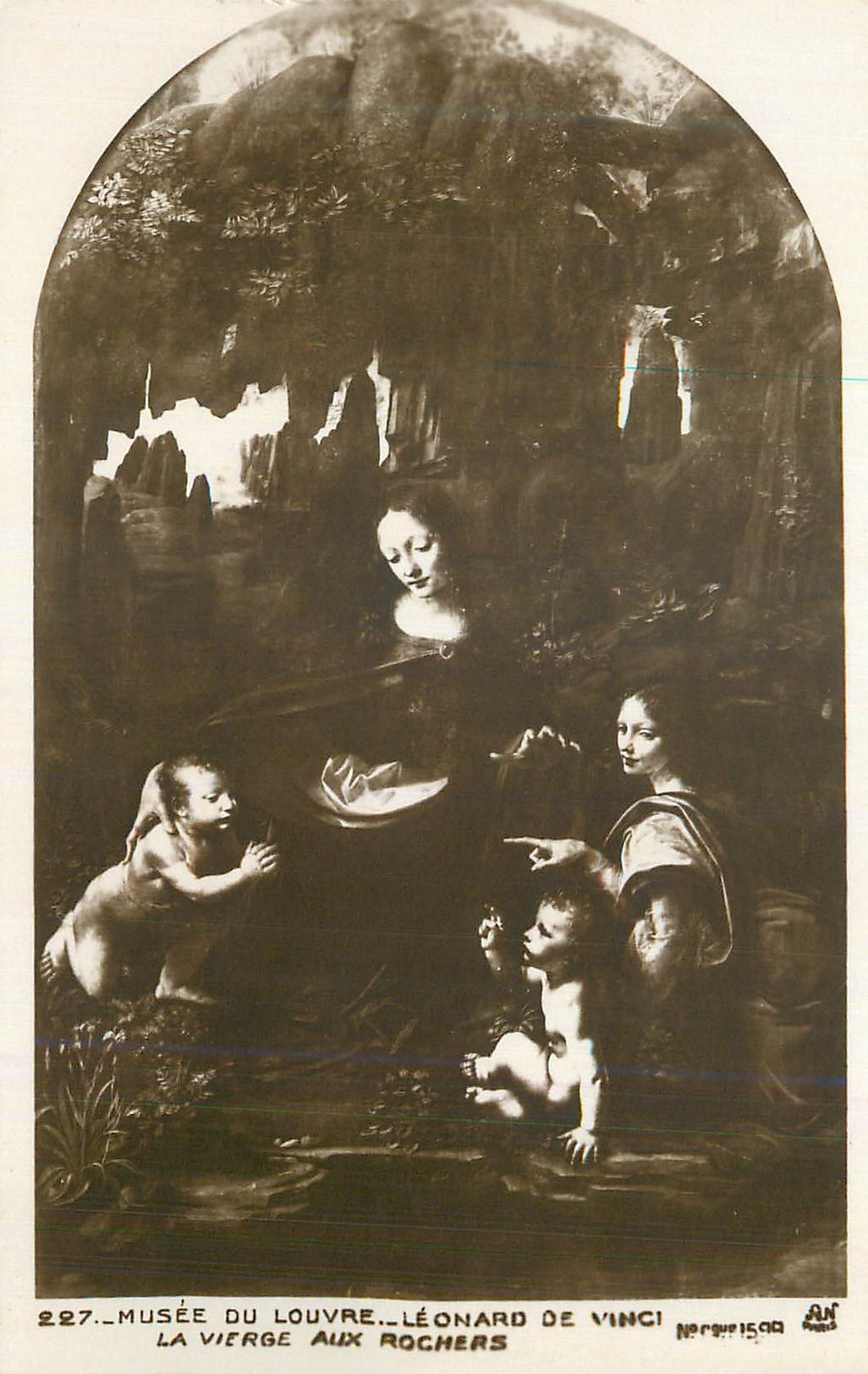 La Vierge aux Rochers — Léonard de Vinci — Musée du Louvre