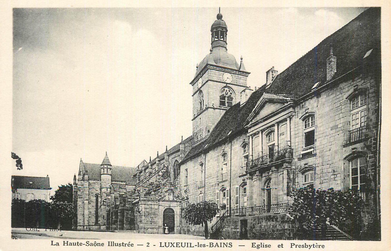 CPA La Haute Saone Illustre Luxeuil les Bains Eglise et Presbyttere