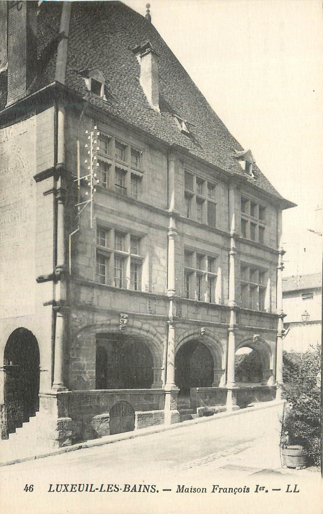 CPA Luxeuil les Bains Maison Francois I