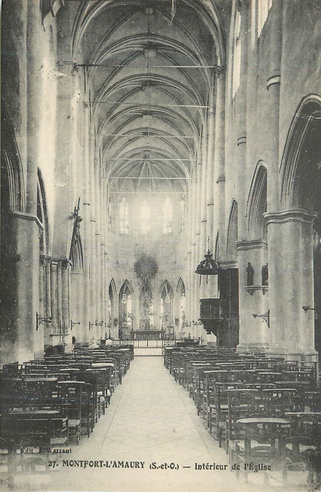 Montfort-l'Amaury (S.-et-O.) — Intérieur de l'Église