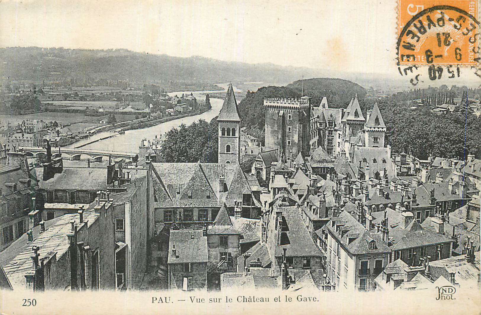 PAU — Vue sur le Château et le Gave — JND Phot. n°250