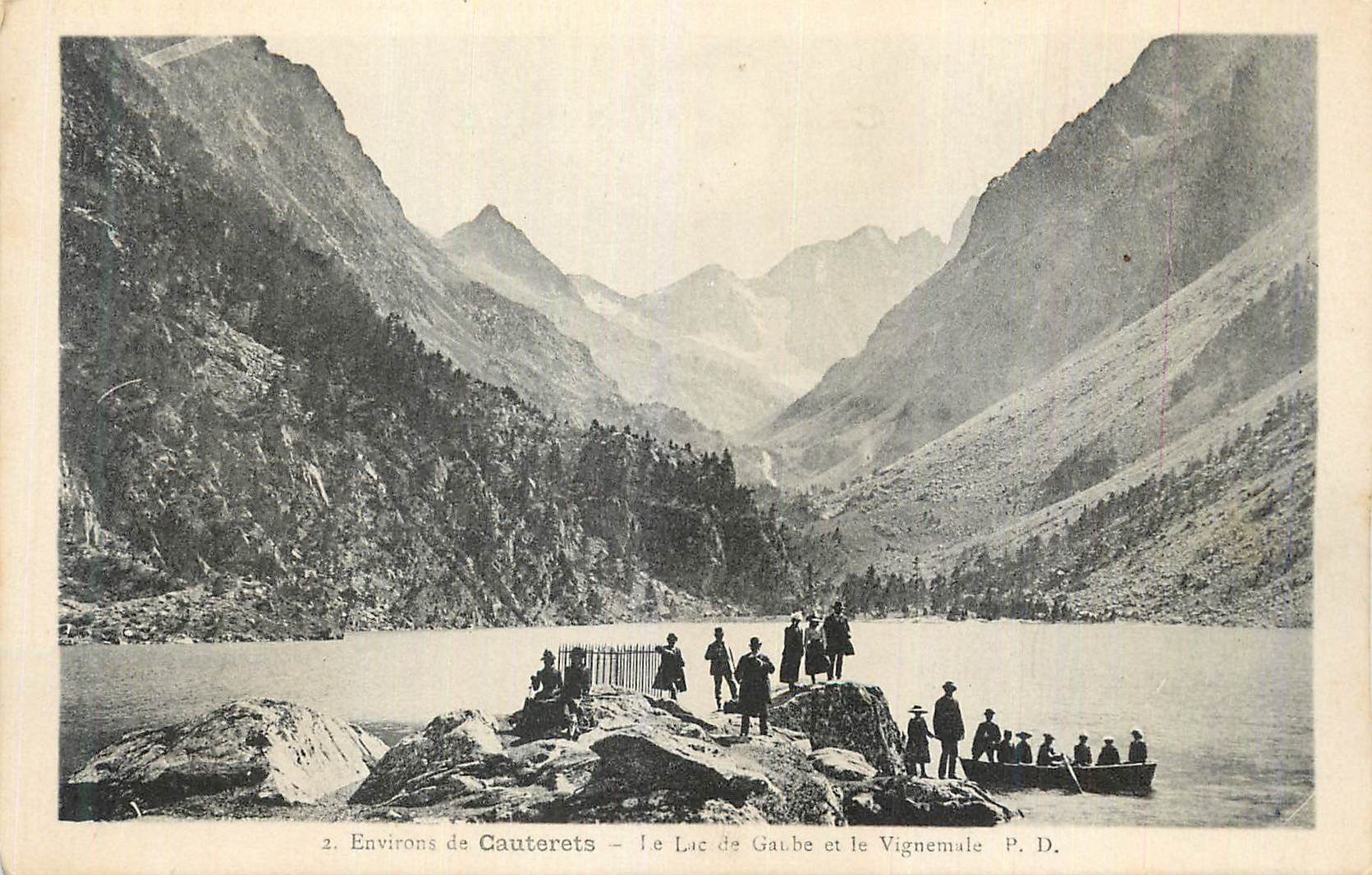 CPA Environ de Cauterets Le Lac de Gaube et le Vignemule