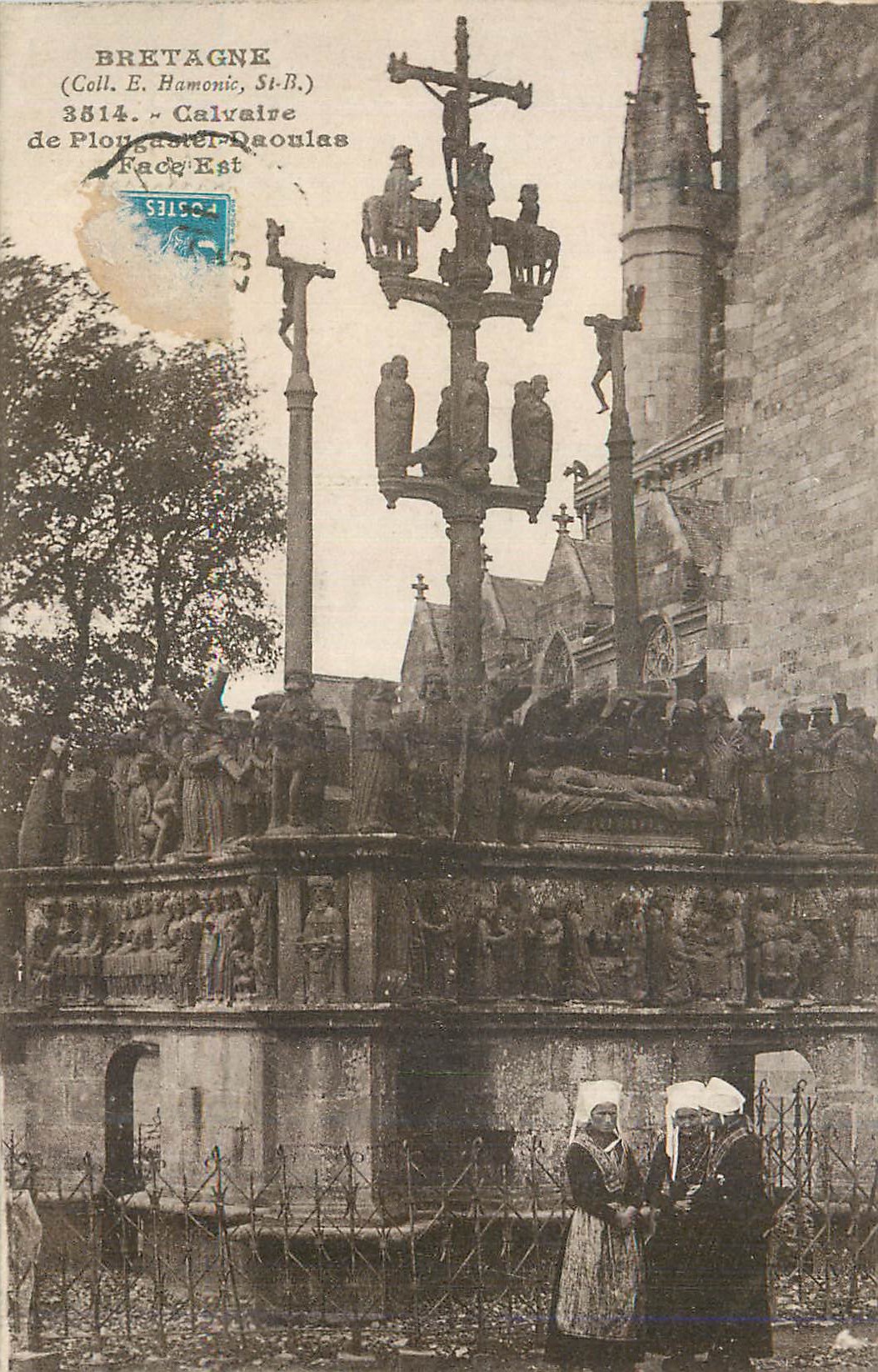 CPA Bretagne Coll E Hamonic St B Calvaire De Plougastel Daoulas Face Est Folklore