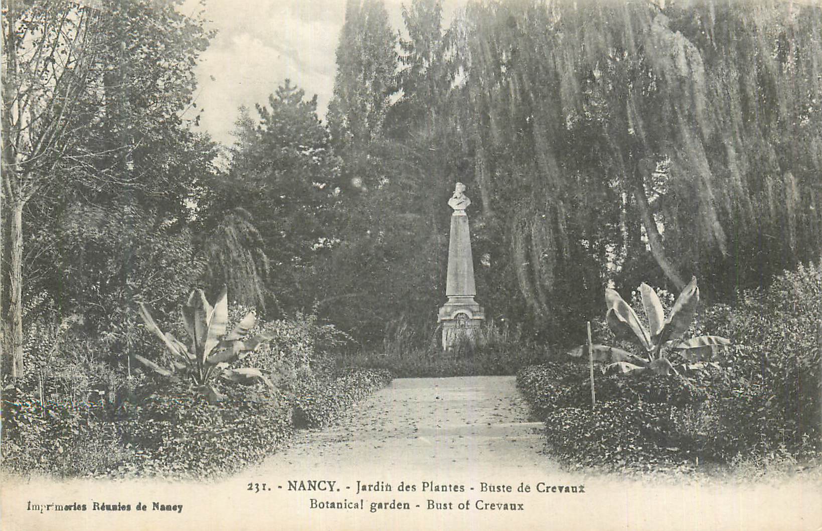 CPA Nancy Jardin des Plantes Buste de Crevauz