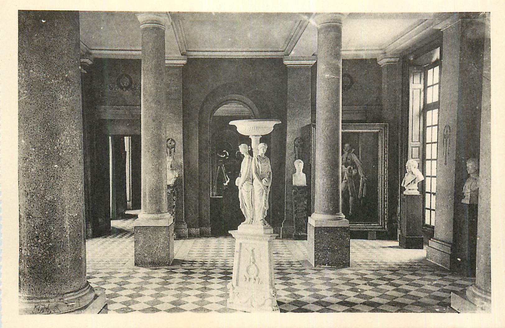 CPA Chateau de Malmaison Vestibule D Honneur