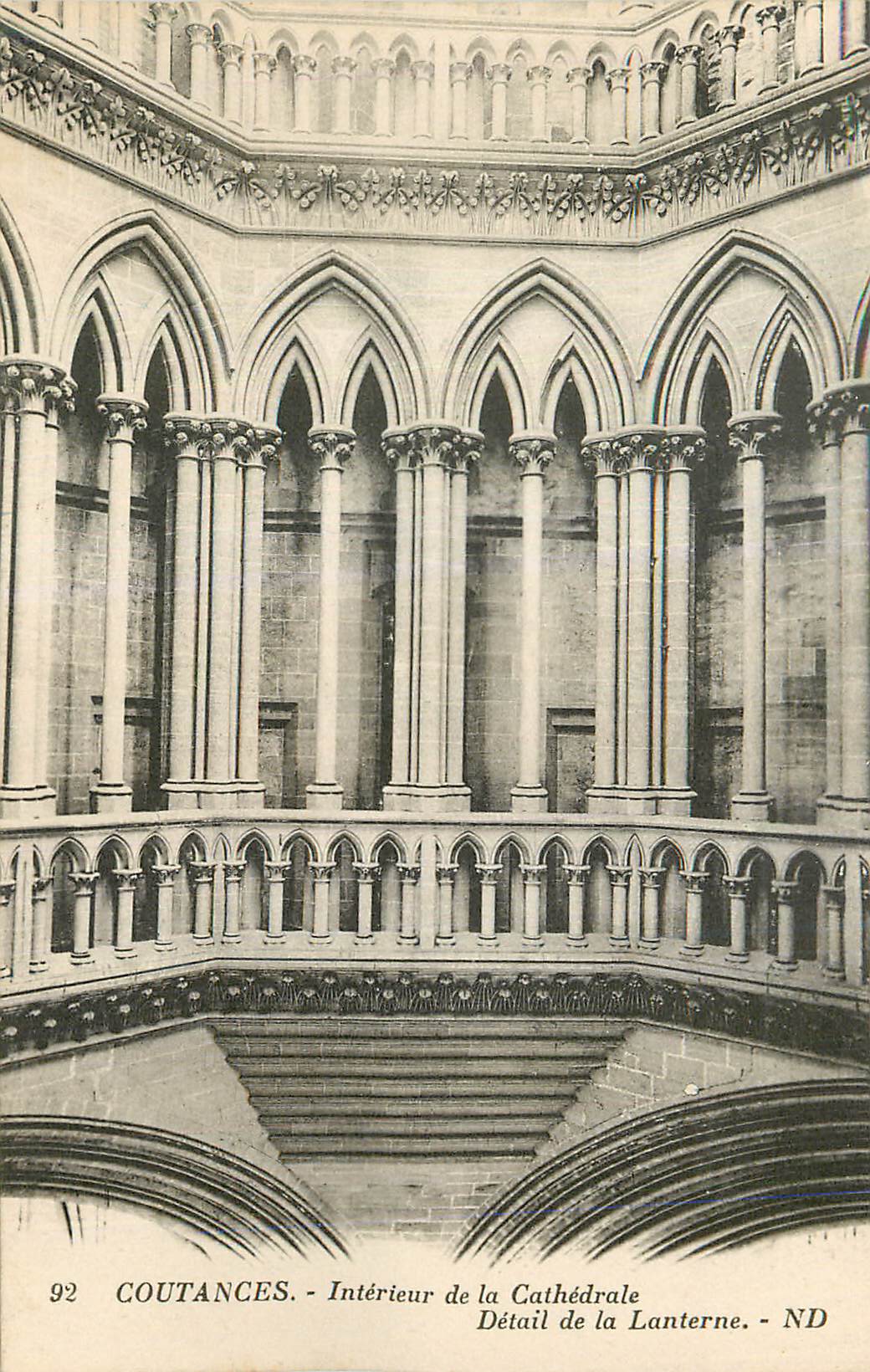 CPA Coutances Interieur de la Cathedrale Detail de la Lanterne
