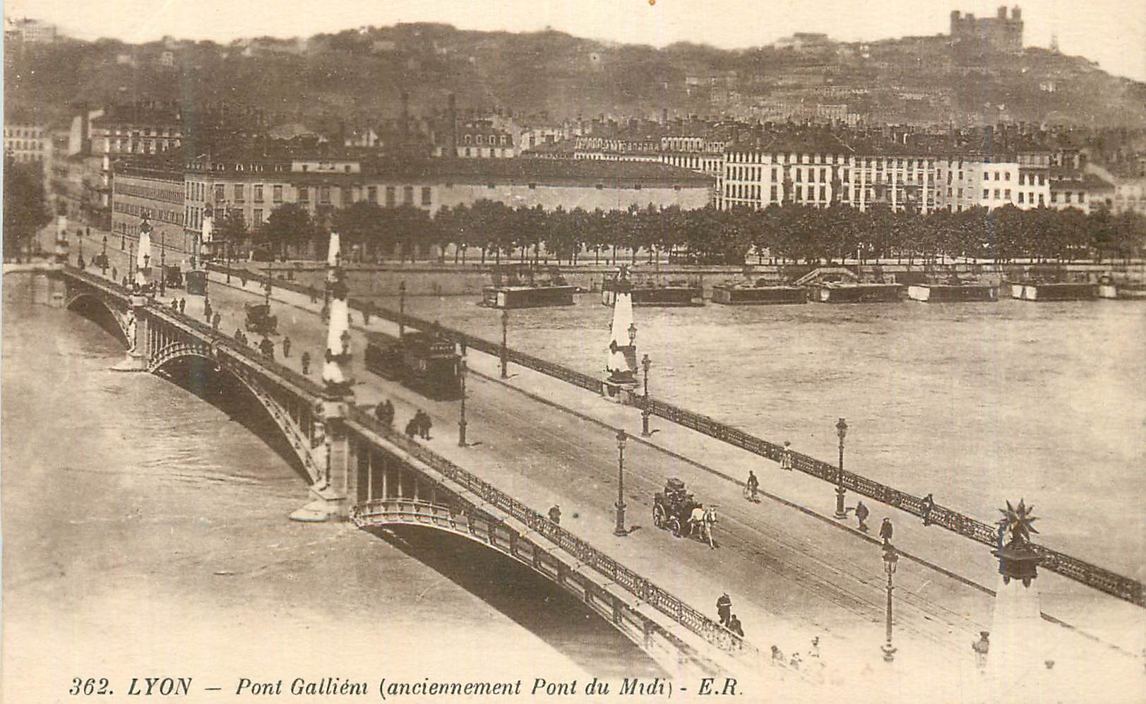 CPA Lyon Pont Gallieni anciennement Pont du Midi Tramway