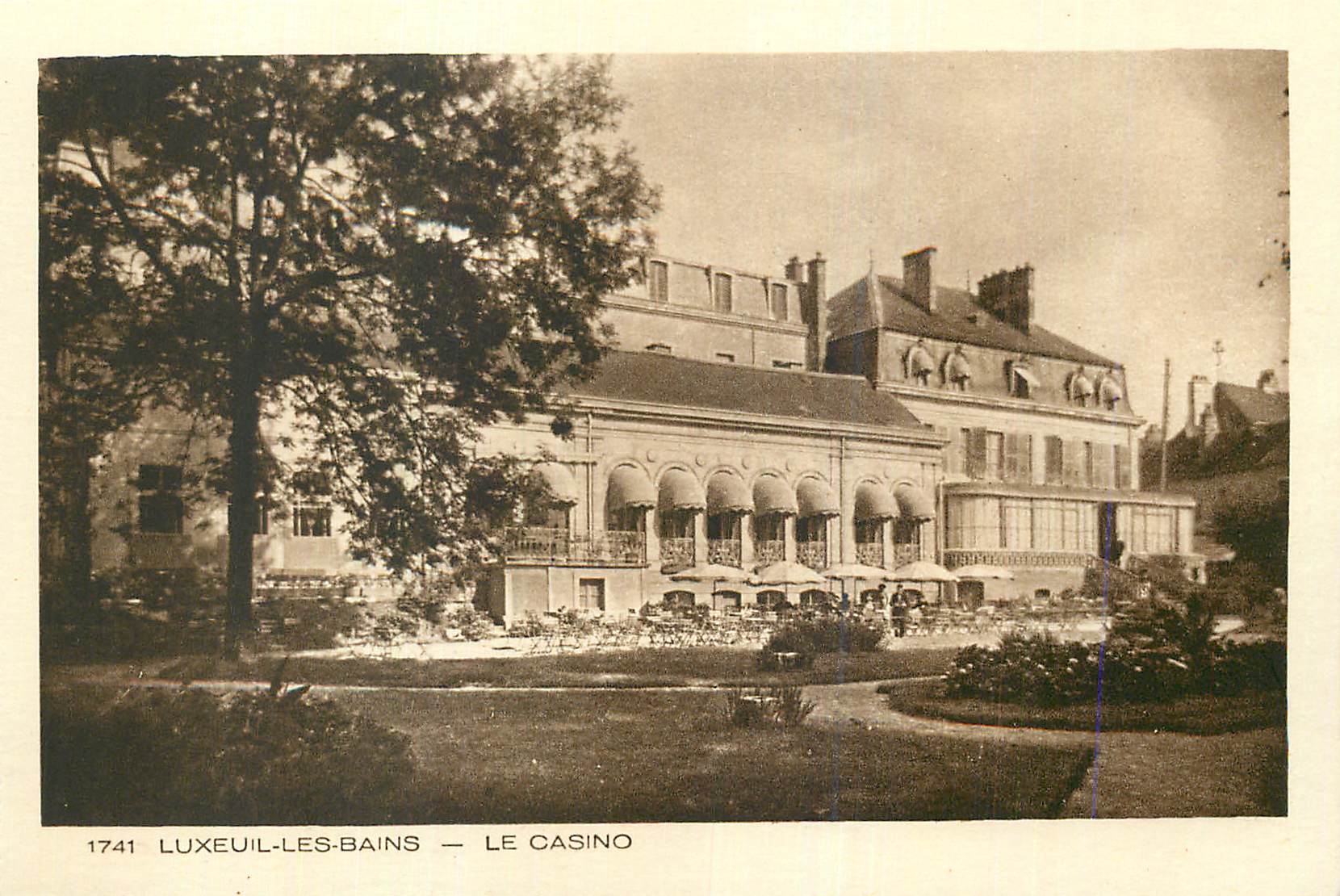 CPA Luxeuil les Bains Le Casino