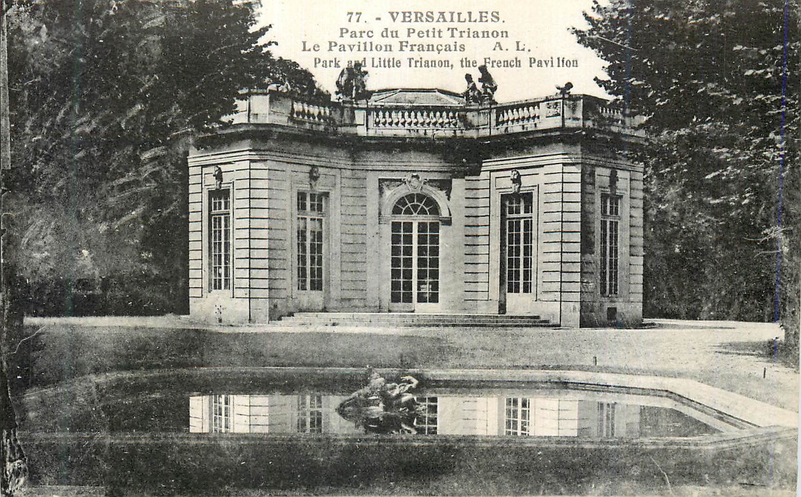 CPA Versailles Parc du Petit Trianon Le Pavillon Francais