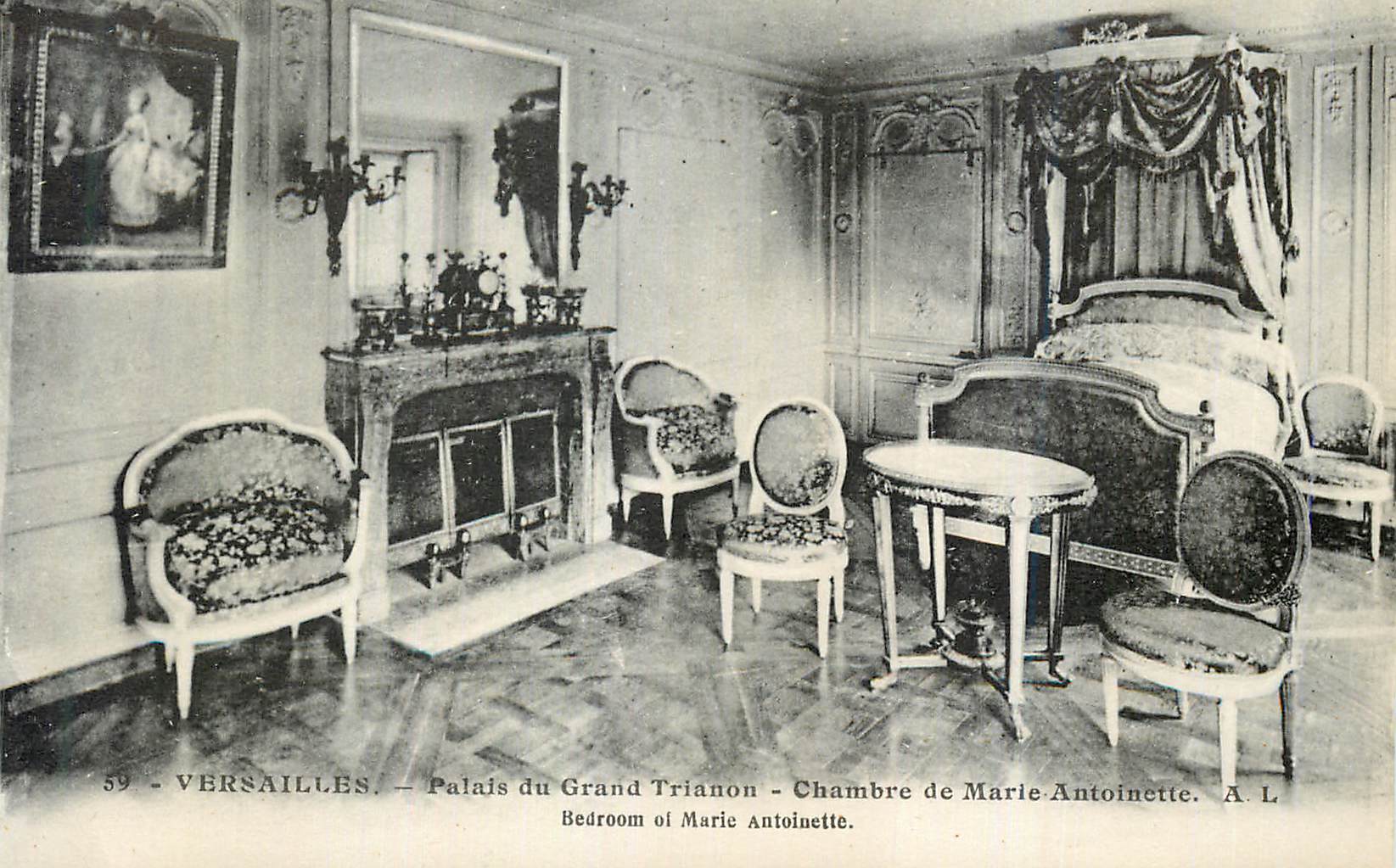 CPA Versailles Palais du Grand Trianon Chambre de Marie Antoinette
