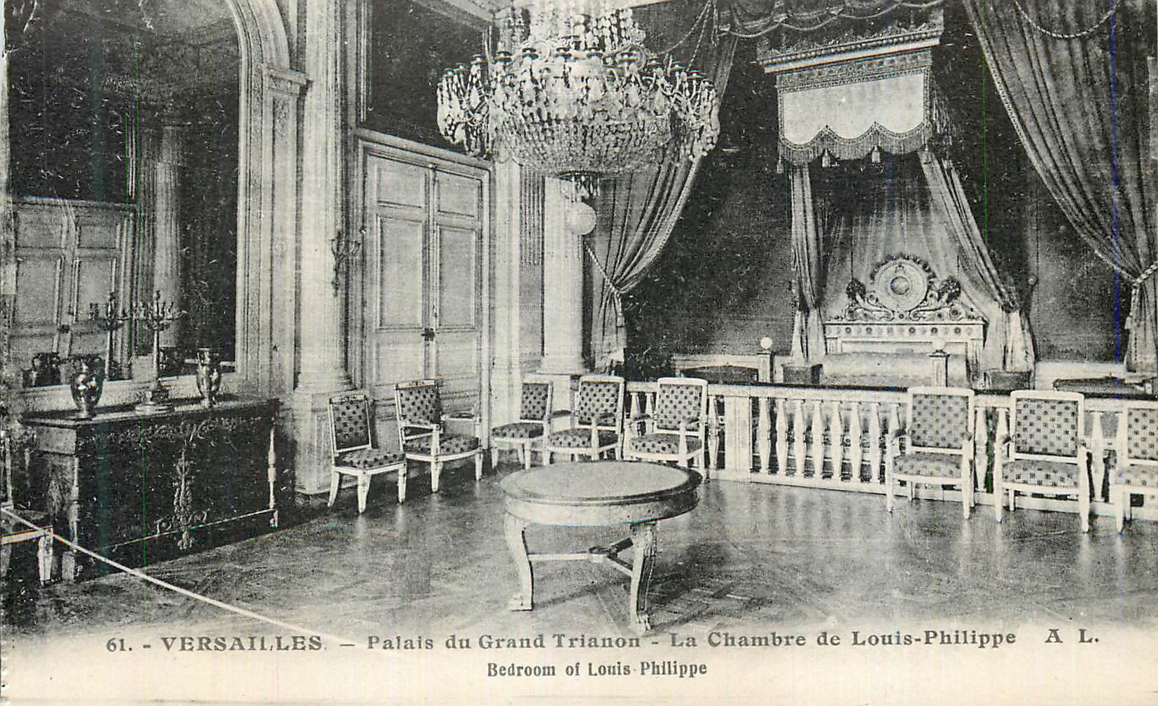 CPA Versailles Palais Du Grand Trianon Le Chambre de Louis Philippe
